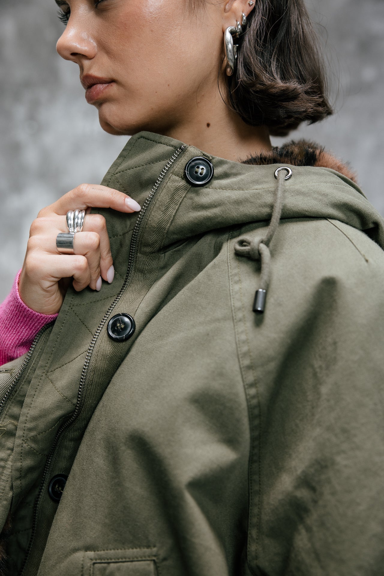 

Short hooded parka Women Vendana Leo olive night | Freeman T. Porter