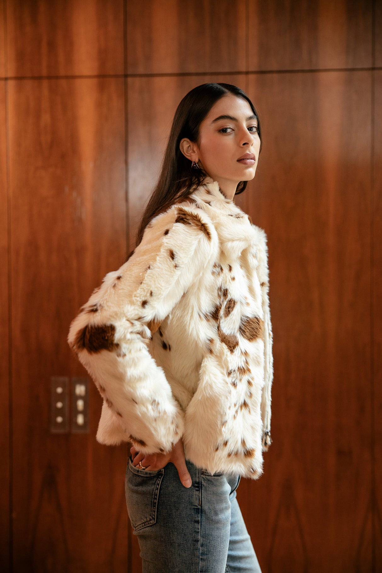 
              

Veste en fausse fourrure Femme Cecilio Fur original | Freeman T. Porter
            