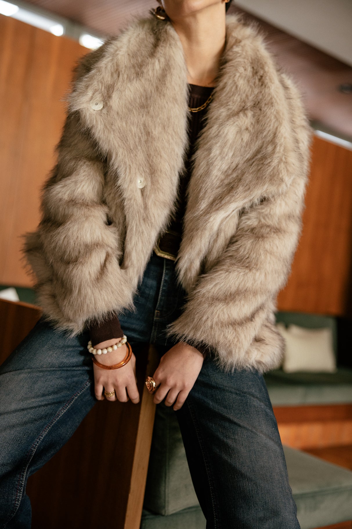 
              

Veste en fausse fourrure Femme Marbela Fur beige melange | Freeman T. Porter
            