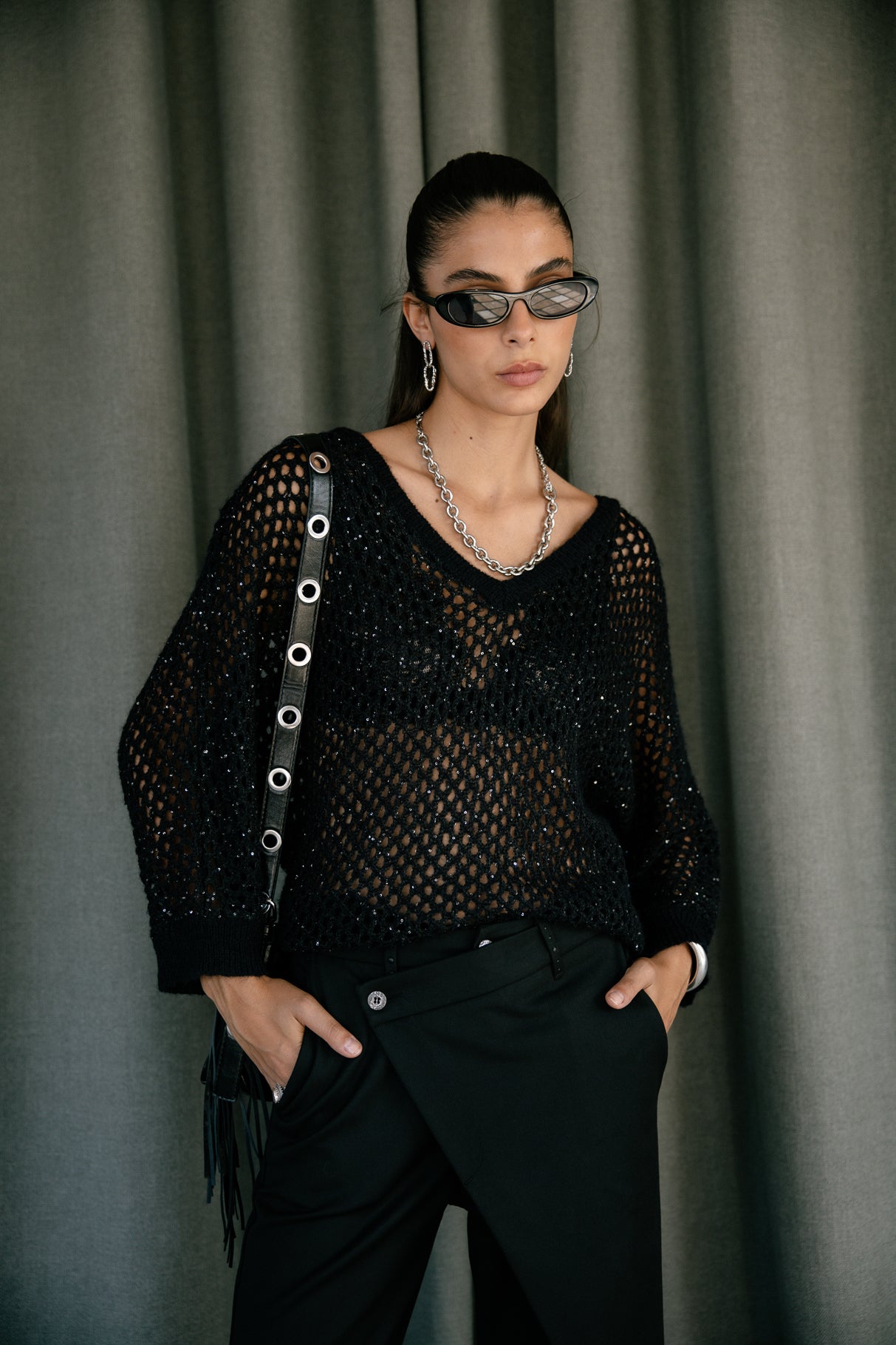 
              

Pull maille ajourée scintillante Femme Paross Shiny black | Freeman T. Porter
            
