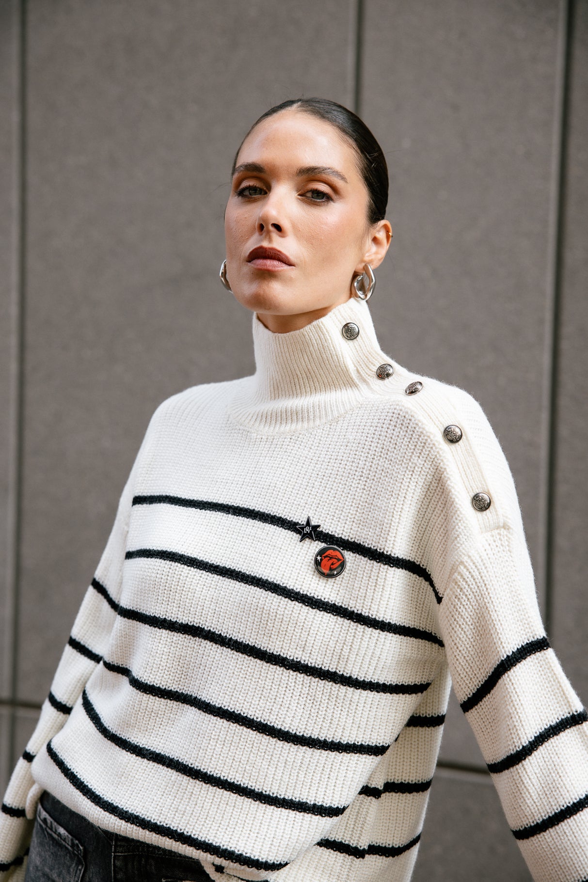 

Pull marinière oversize Femme Pragga Stripes ecru_black | Freeman T. Porter