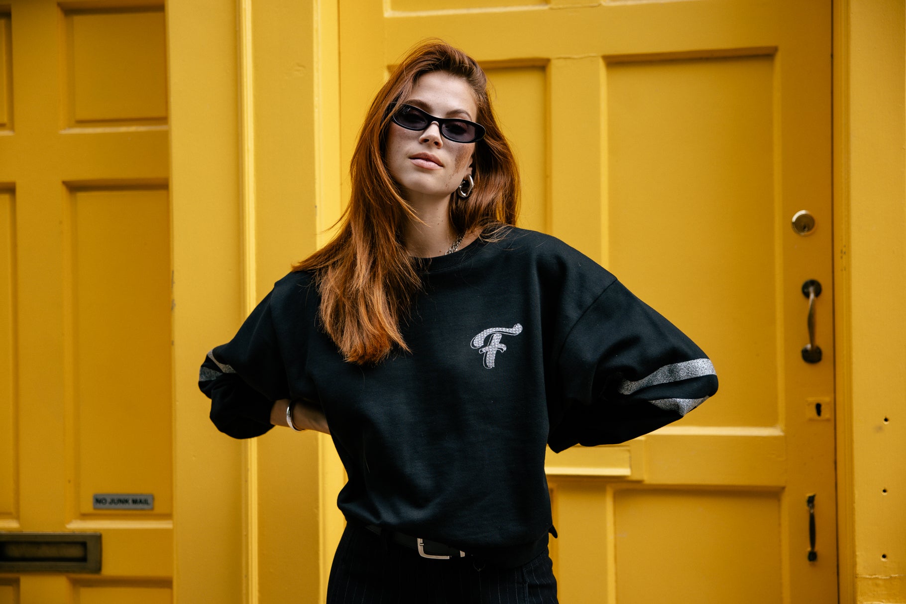 femme sweat noir