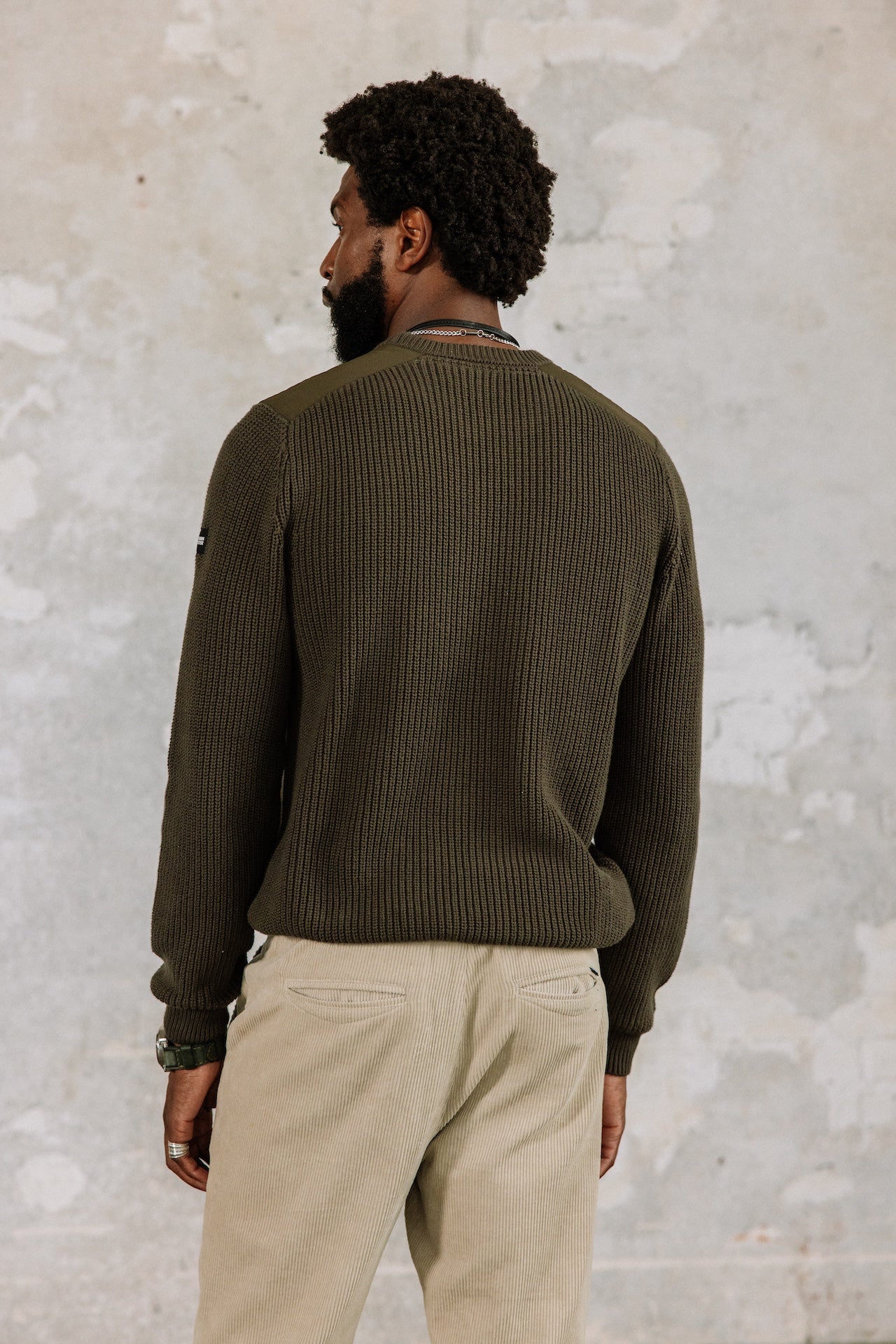 

Pull empiècement épaules Men Pavel Shoulder olive night | Freeman T. Porter