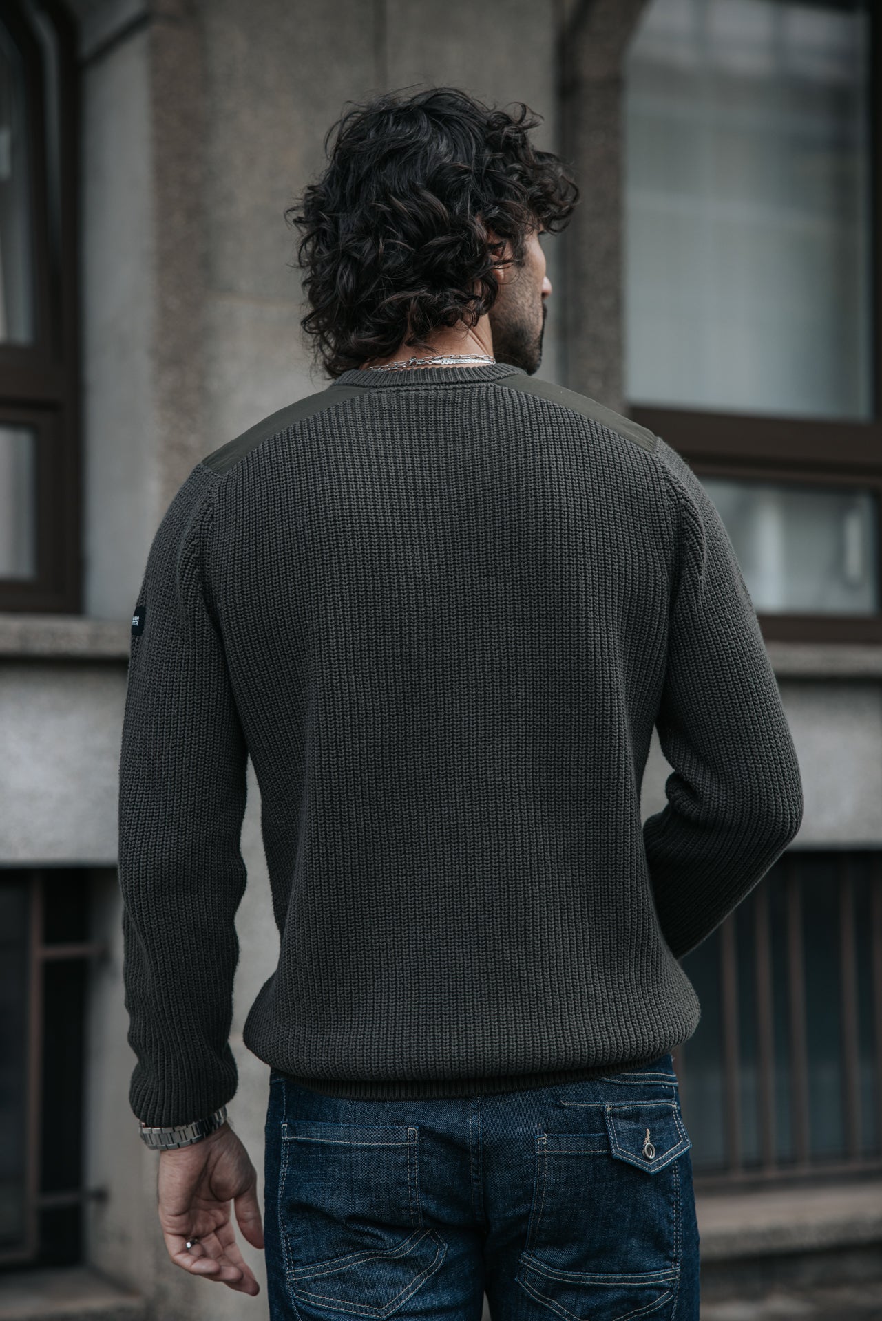 

Pullover mit Schultereinsätzen Herren Pavel Shoulder olive night | Freeman T. Porter