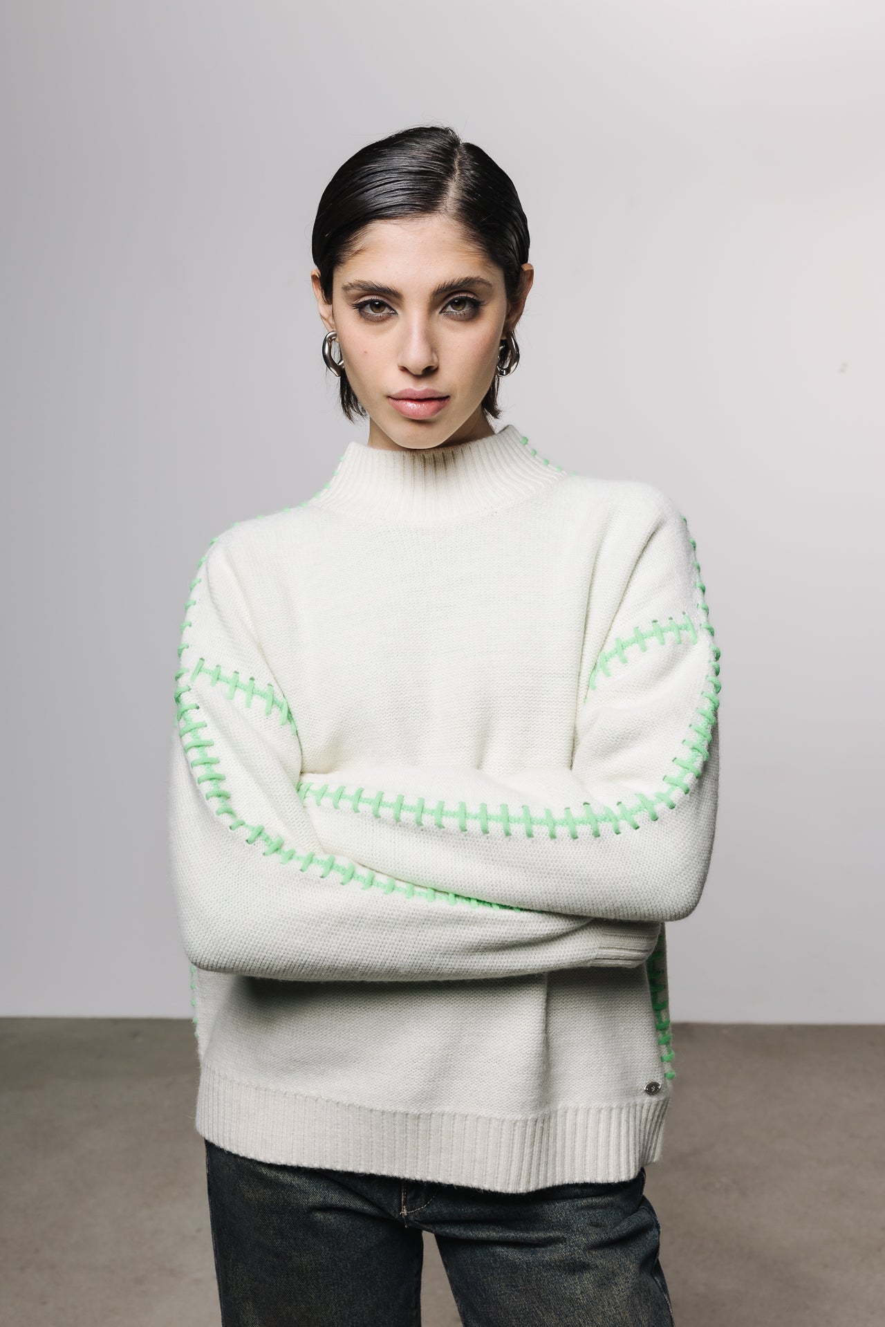 

Jersey de cuello alto Mujer Paley Colors off white / green | Freeman T. Porter