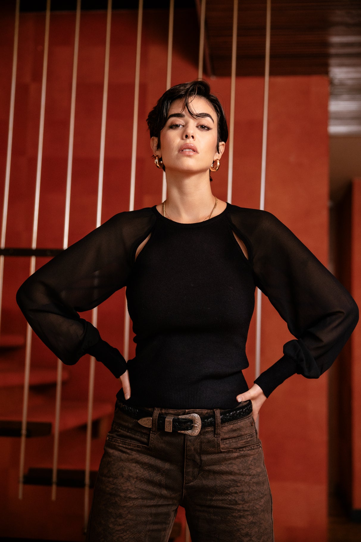   
            

Pull ajusté et manches vaporeuses Femme Paulino black | Freeman T. Porter
          