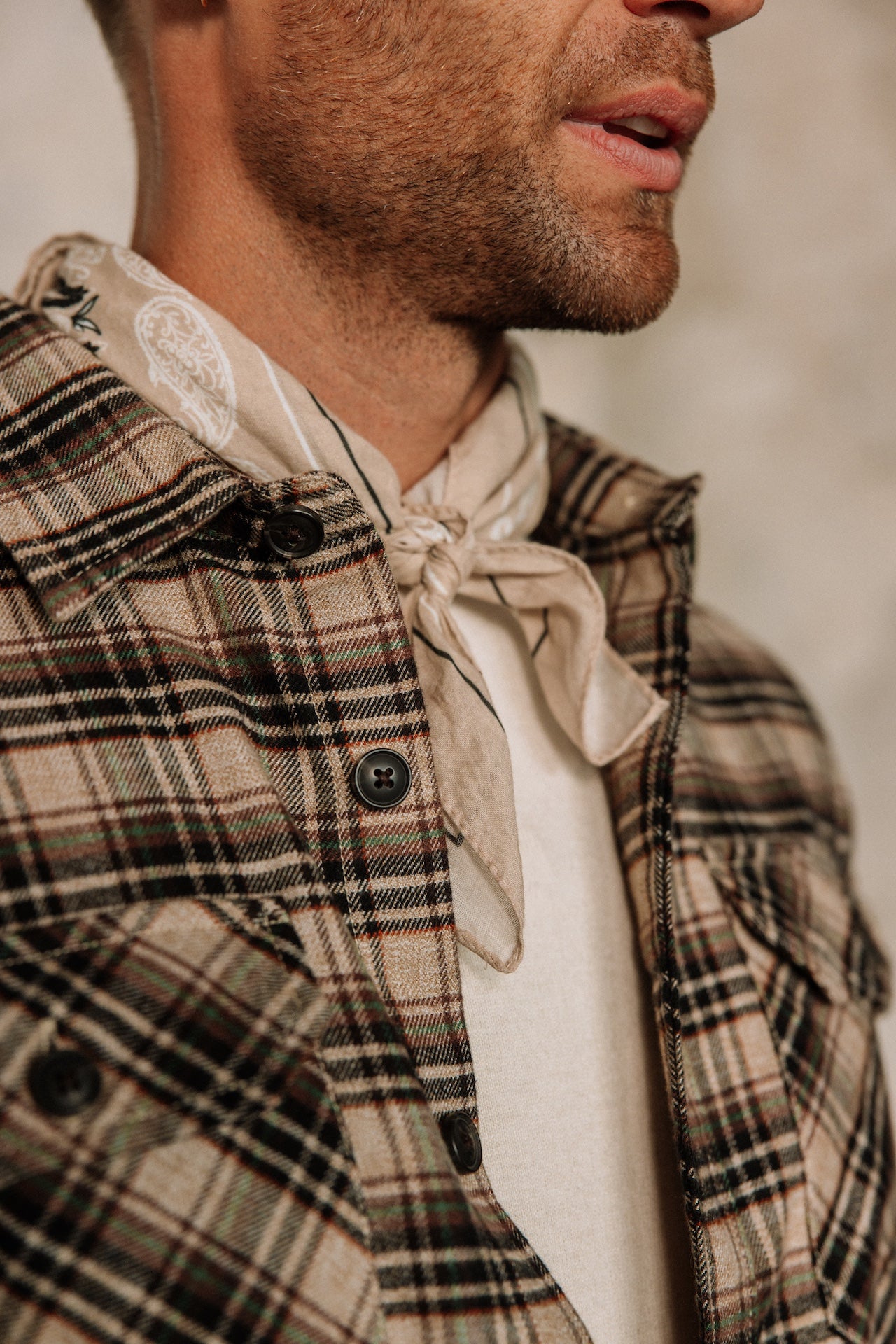 
              

Surchemise Homme Raven Kingston original | Freeman T. Porter
            