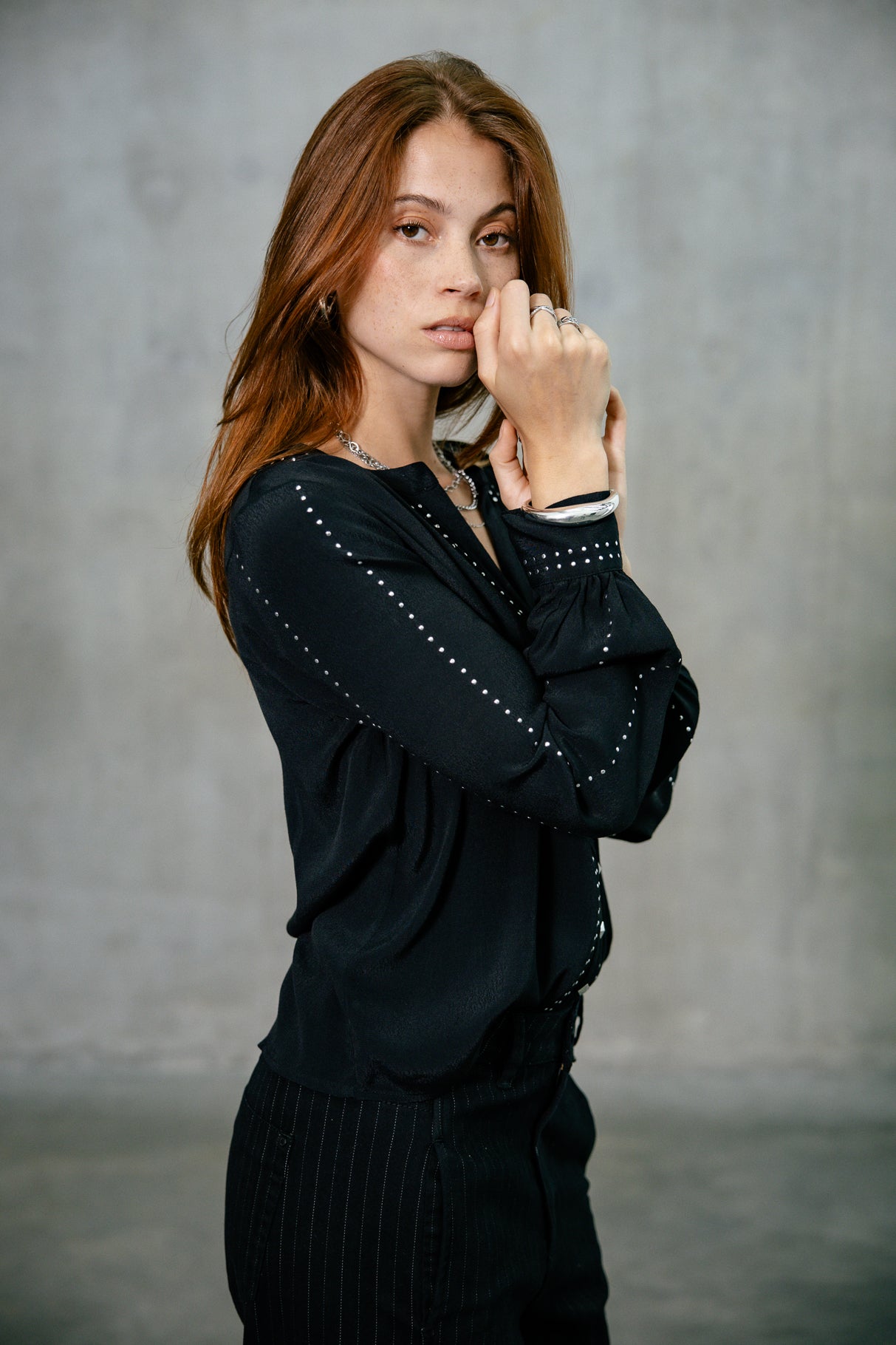 

Blouse cloutée Mujer Cassia Black black | Freeman T. Porter