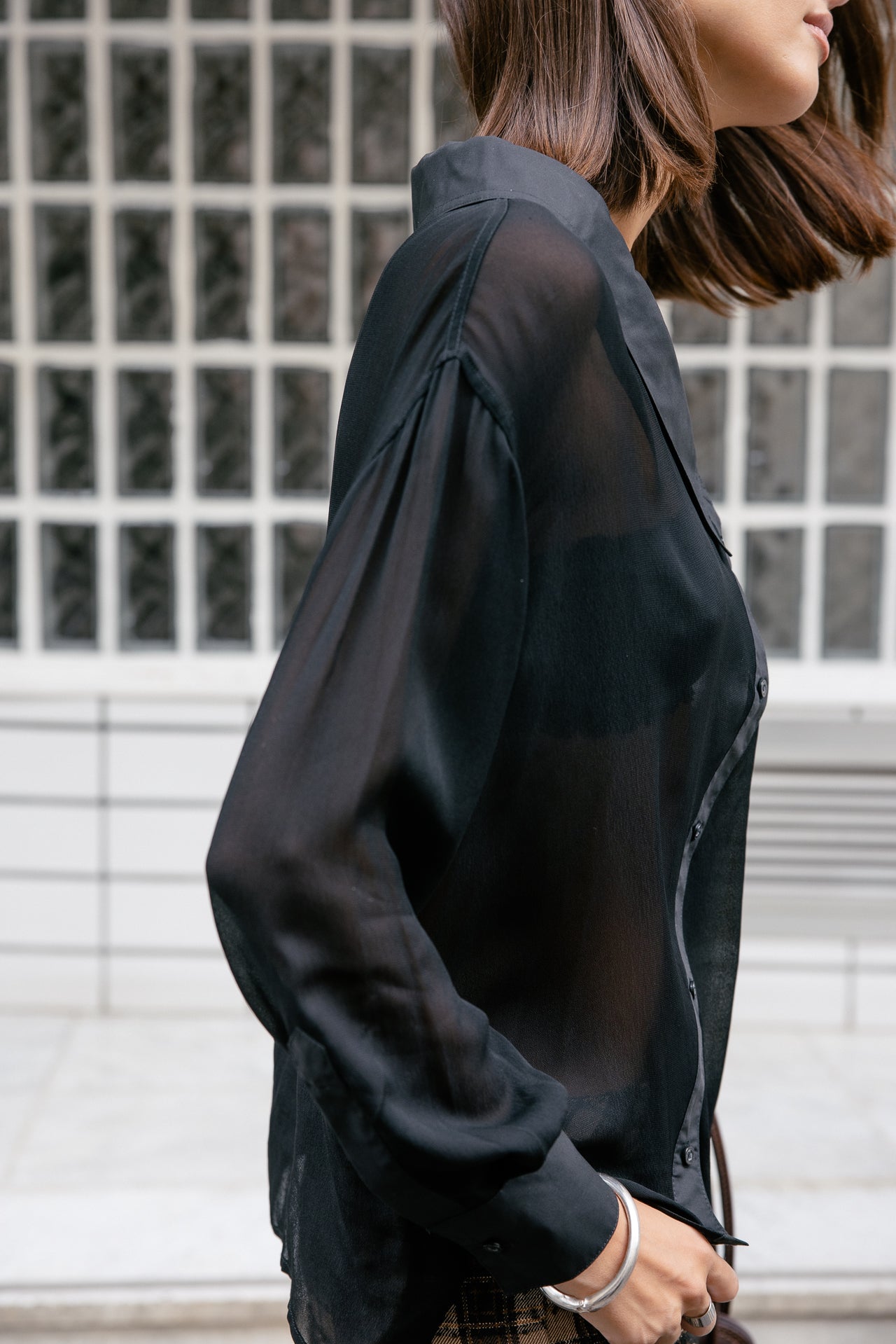 
              

Asymmetrische transparente Bluse Damen Hazel Light black | Freeman T. Porter
            