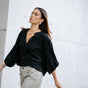 

Blouse brillante Mujer Belly Magic Sky black | Freeman T. Porter