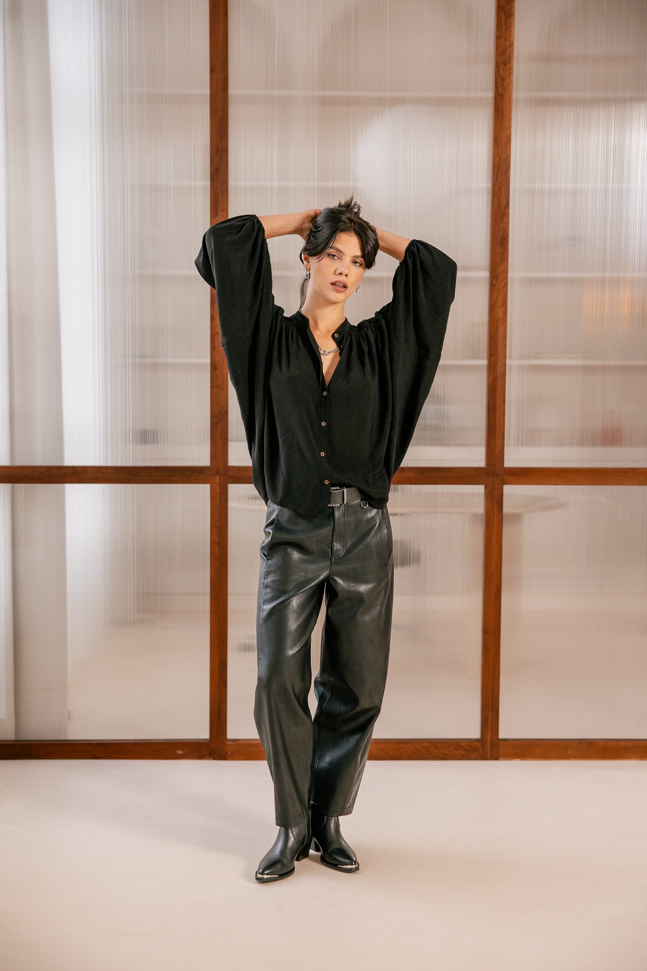 

Blouse brillante Femme Belly Magic Sky black | Freeman T. Porter