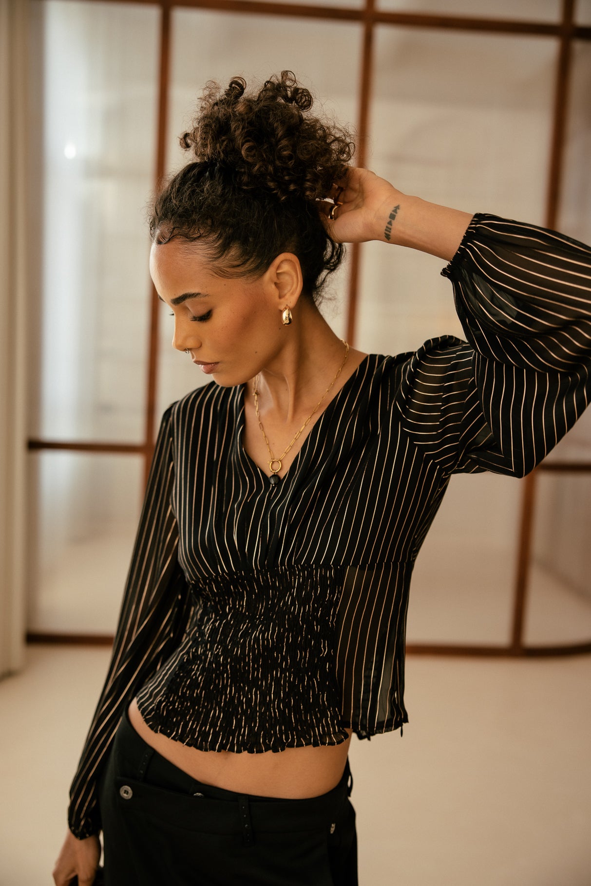 
              

Top à rayures lurex Femme Blossa Stripes black | Freeman T. Porter
            