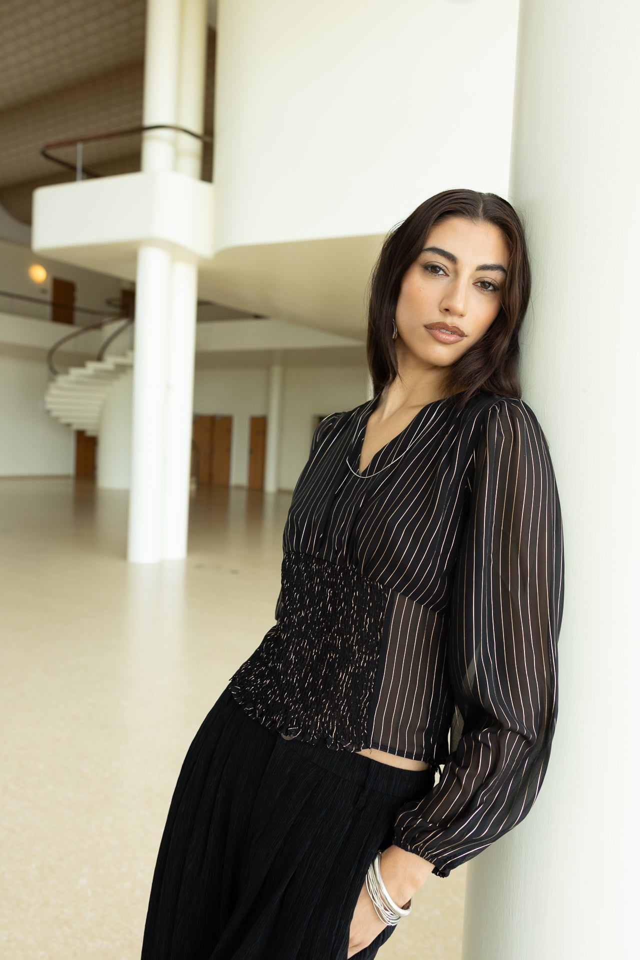 

Top de rayas lúrex Mujer Blossa Stripes black | Freeman T. Porter