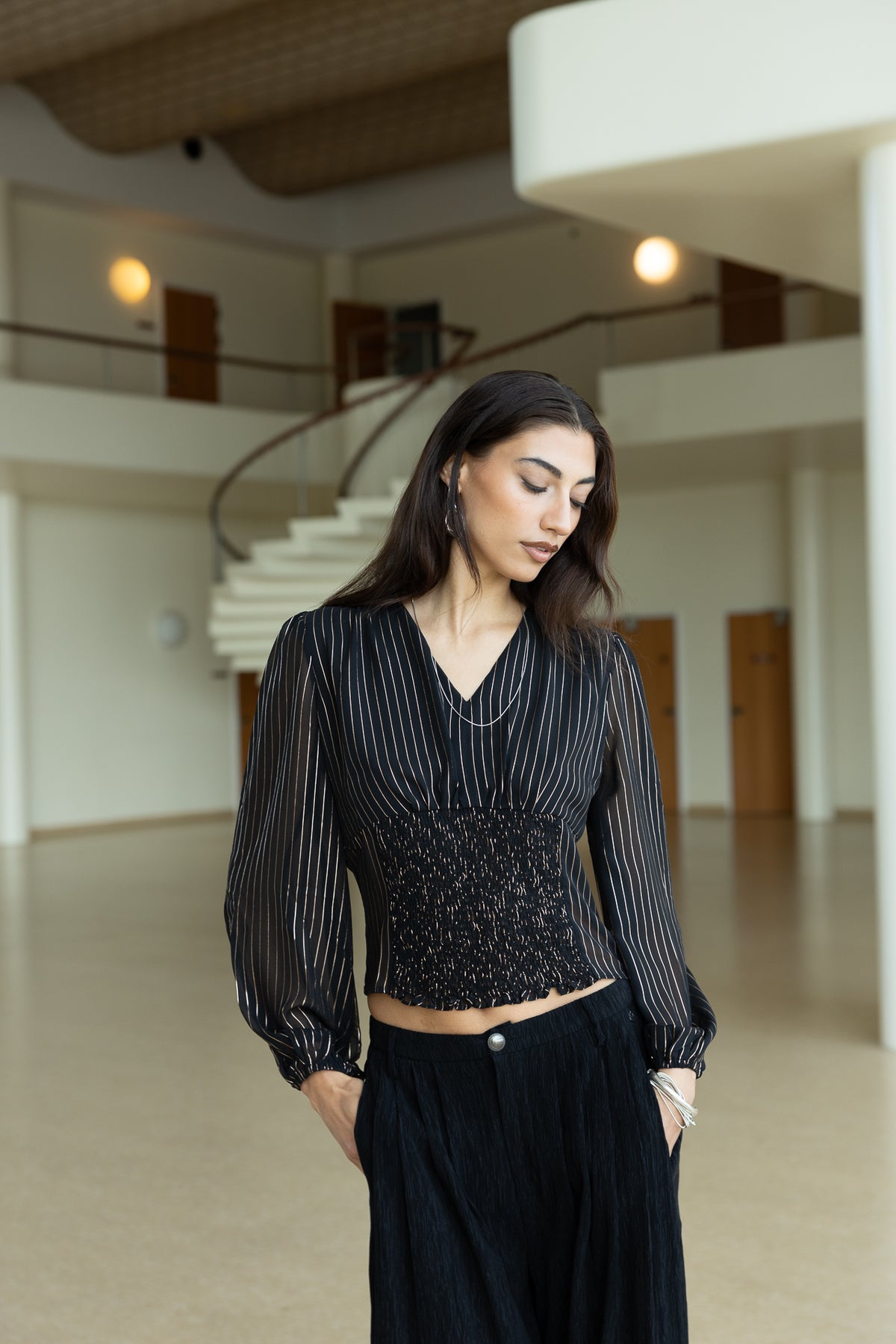 

Top de rayas lúrex Mujer Blossa Stripes black | Freeman T. Porter