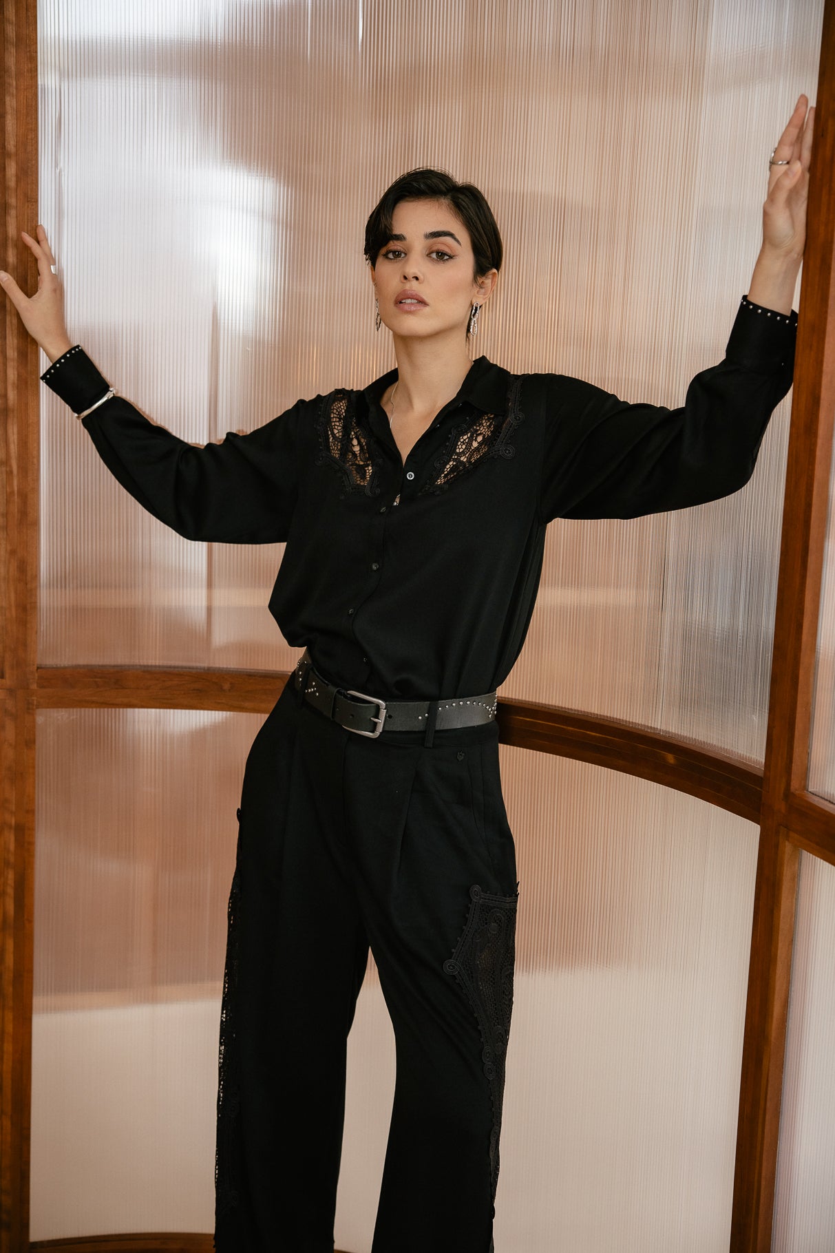 

Chemise patchs dentelle Femme Cozzio black | Freeman T. Porter