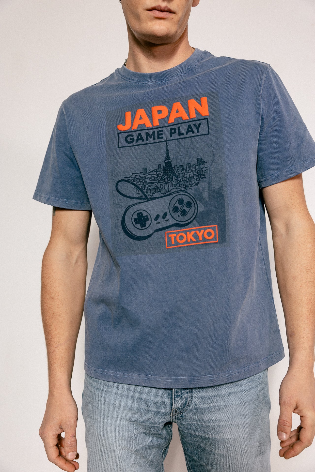 

Straight fit T-shirt Men Chuck Game Play steel blue | Freeman T. Porter