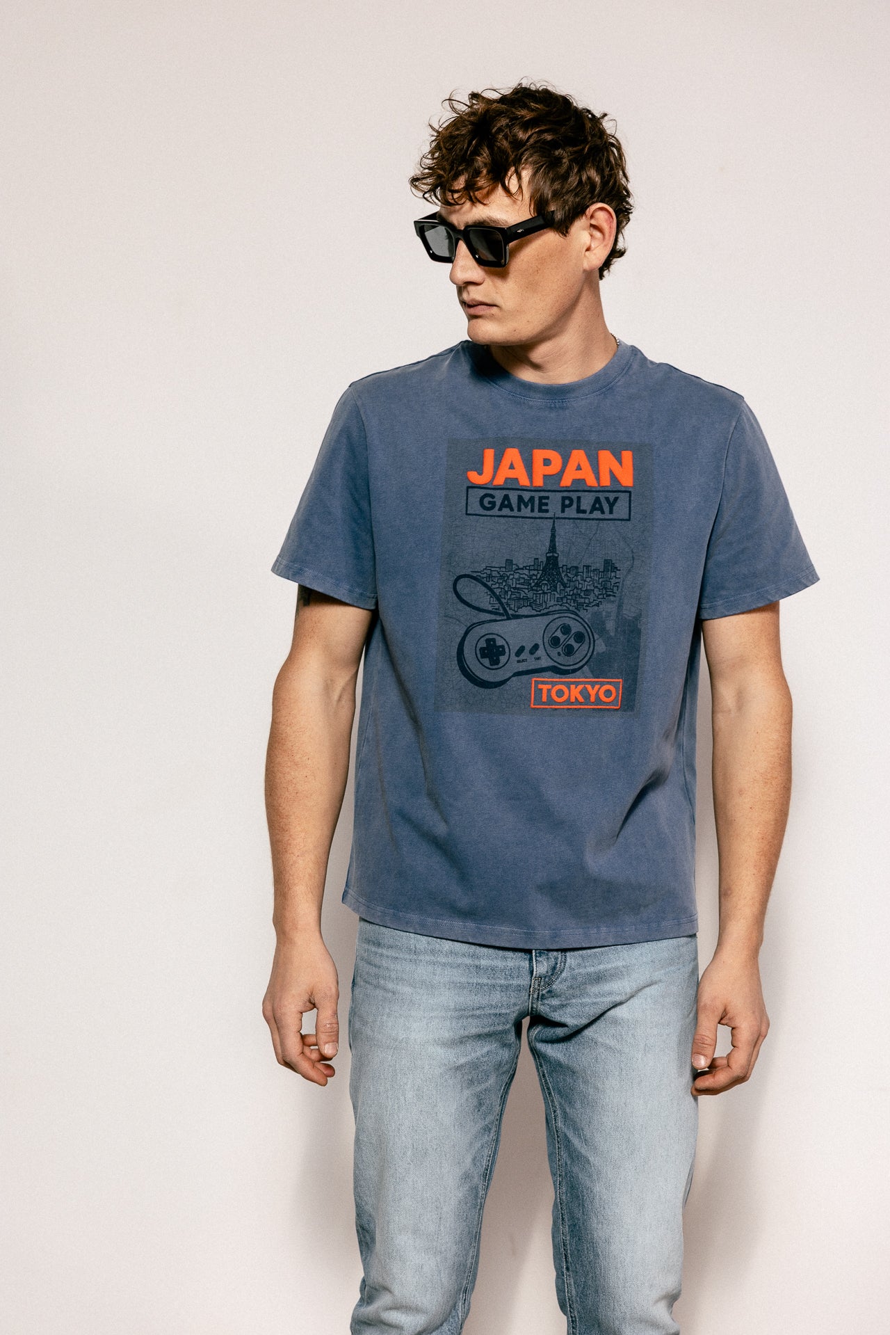 

Straight fit T-shirt Men Chuck Game Play steel blue | Freeman T. Porter