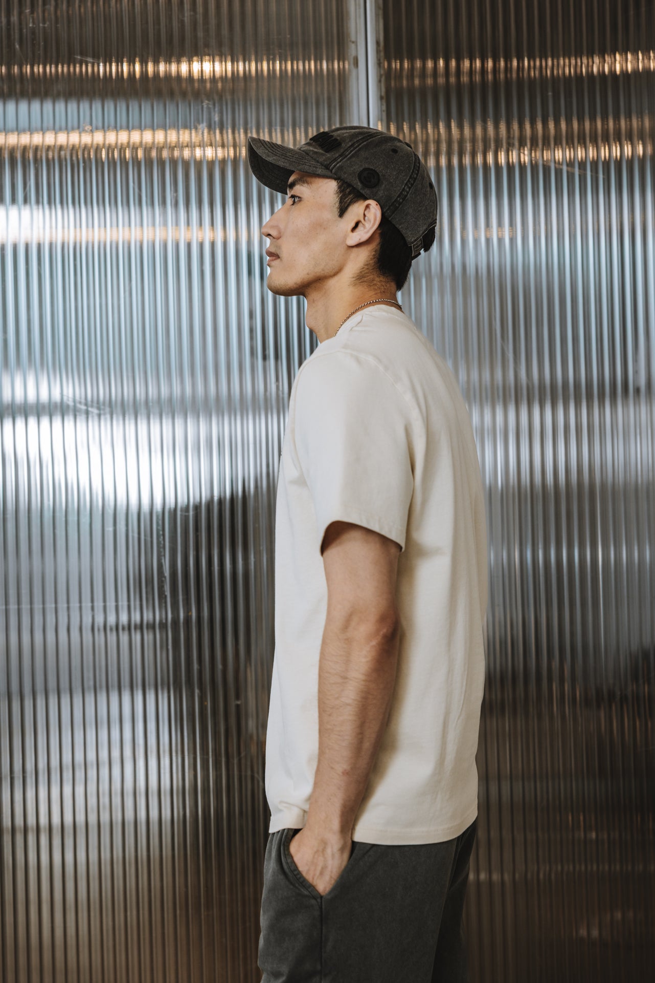 

Straight fit T-shirt Men Chuck Happy Wife beige | Freeman T. Porter