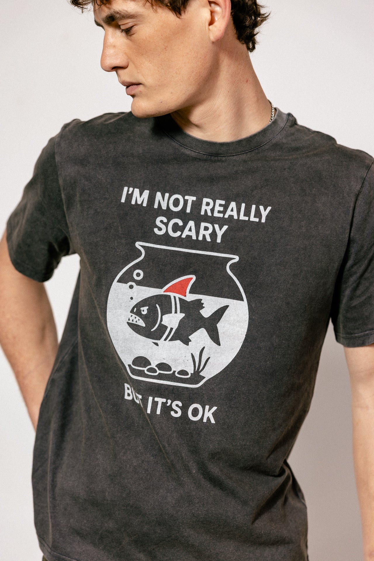 

Camiseta recta Hombre Chuck Piranha anthra | Freeman T. Porter