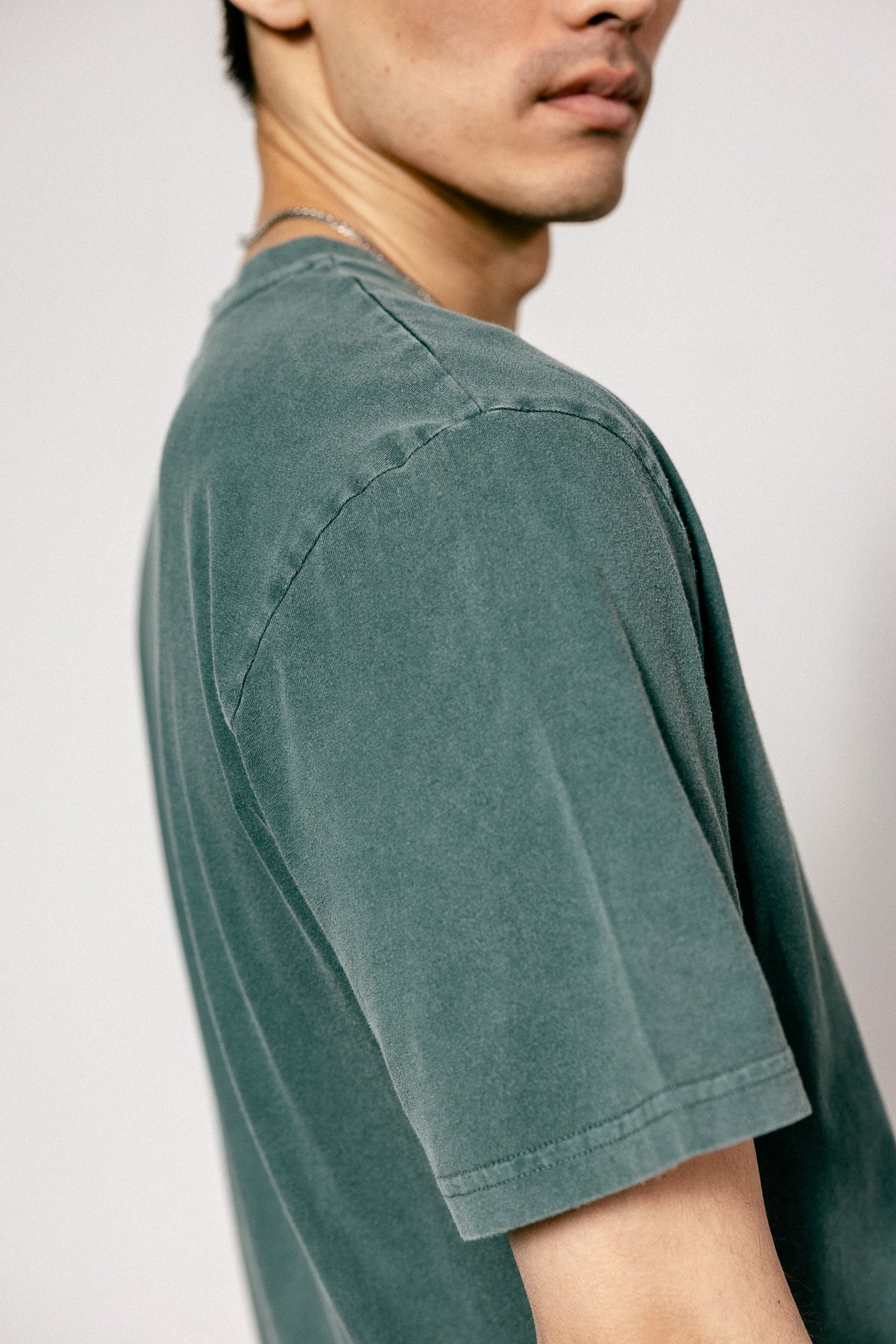 

Gerades T-Shirt Herren Chuck Vinteji mediterranea | Freeman T. Porter