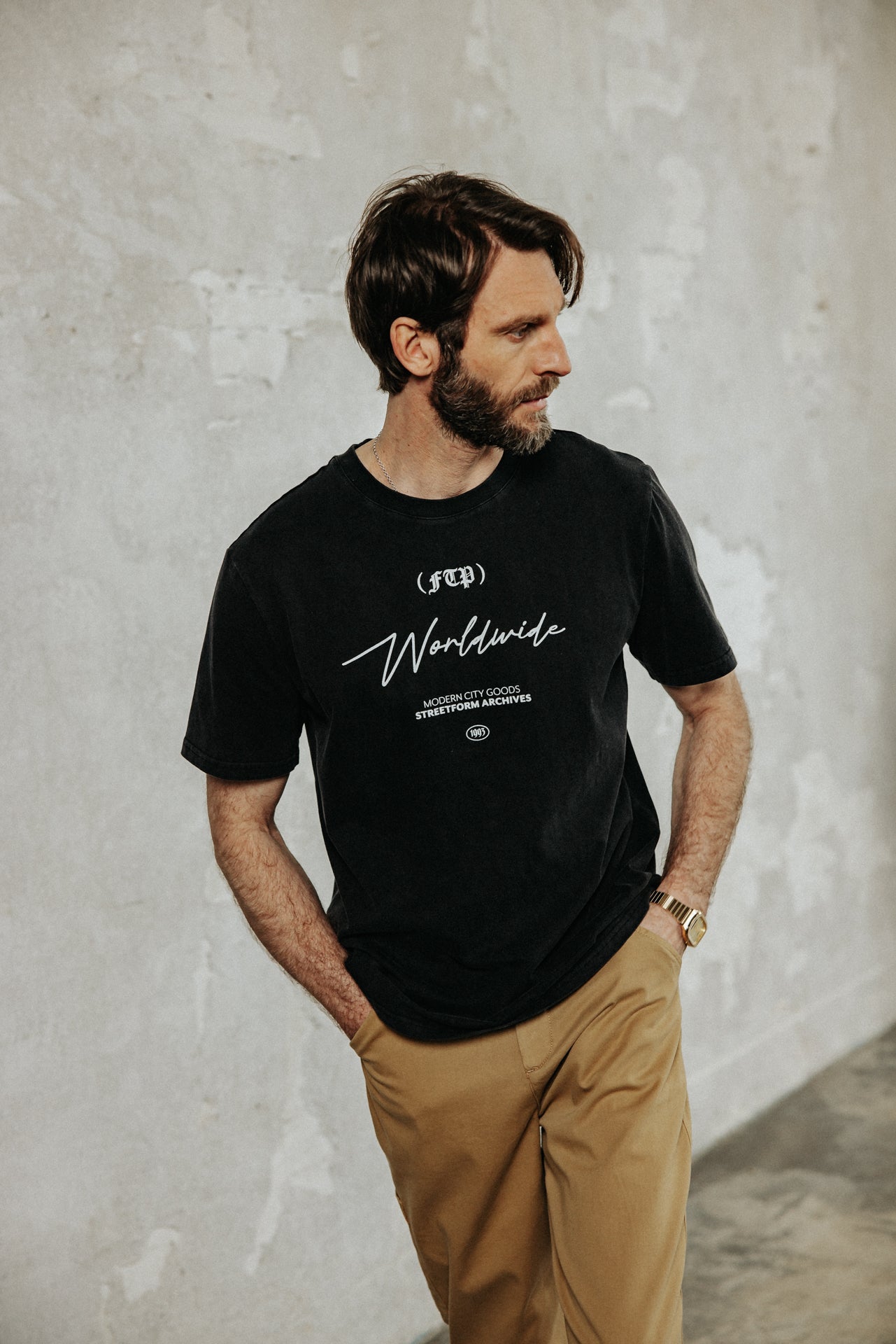   
            

Straight fit T-shirt Men Chuck Worldwide black | Freeman T. Porter
          
