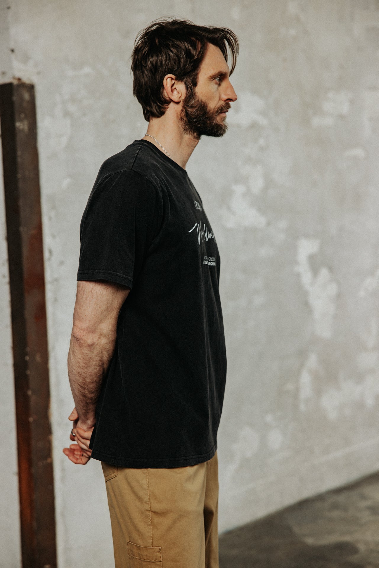 

Camiseta de corte recto Hombre Chuck Worldwide black | Freeman T. Porter