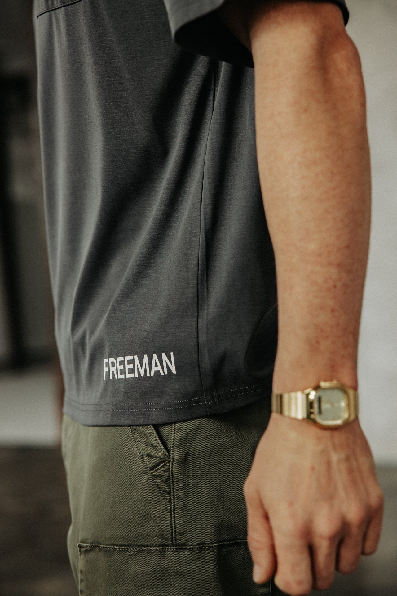 

Gerades T-Shirt Herren Chuck Pocket indigo | Freeman T. Porter