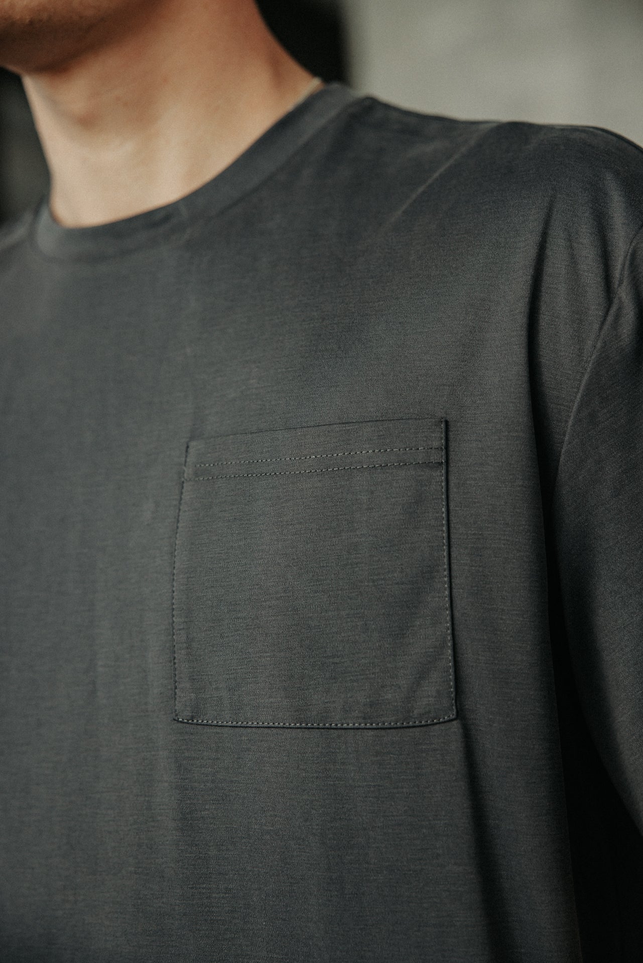 

Gerades T-Shirt Herren Chuck Pocket indigo | Freeman T. Porter