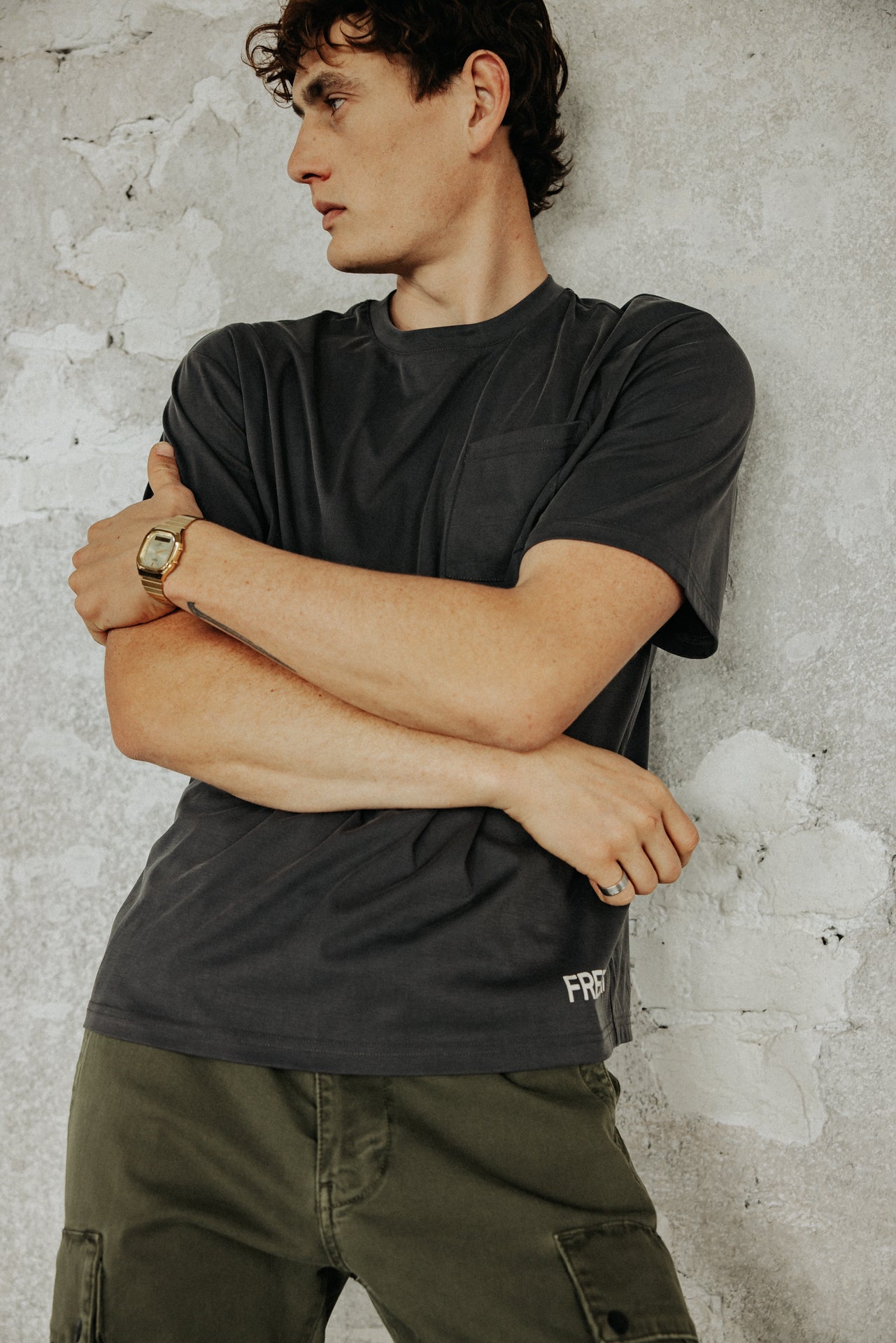 

Gerades T-Shirt Herren Chuck Pocket indigo | Freeman T. Porter