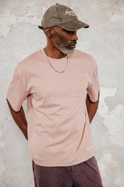 

Camiseta recta Hombre Chuck Pocket pink | Freeman T. Porter