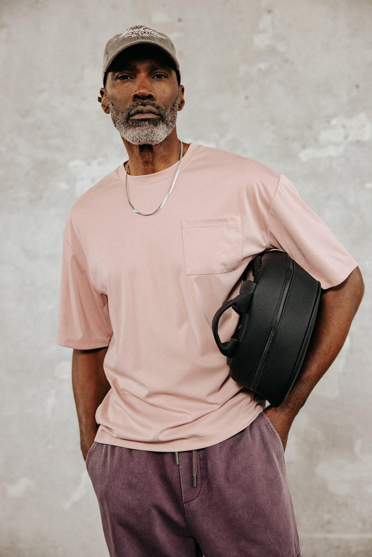 

Straight fit T-shirt Men Chuck Pocket pink | Freeman T. Porter
