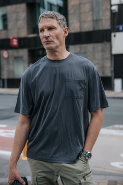 

T-shirt droit Homme Chuck Pocket indigo | Freeman T. Porter