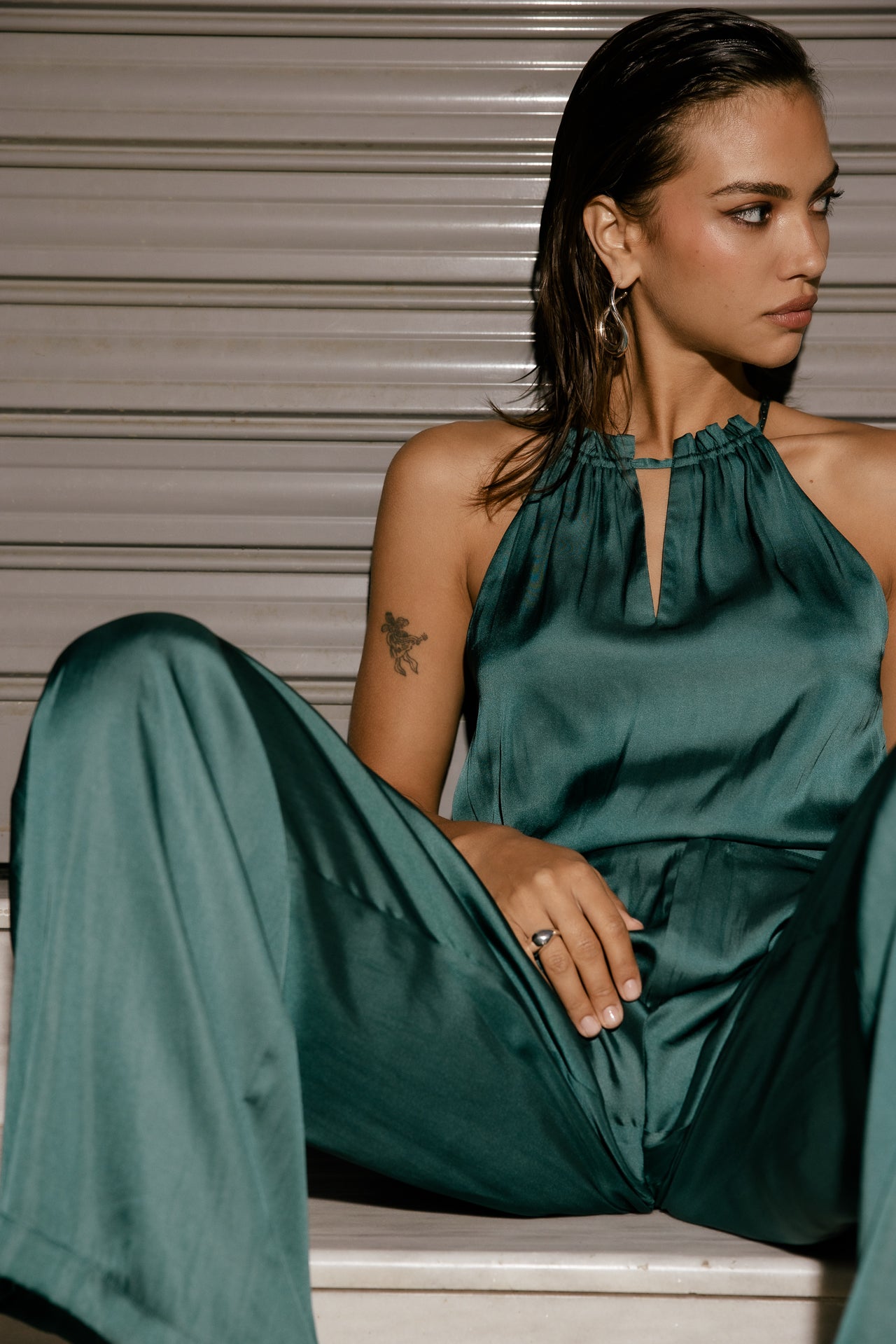 

Fließendes Tanktop mit offenem Rücken und Satin-Optik Damen Tacila Nightly mediterranea | Freeman T. Porter