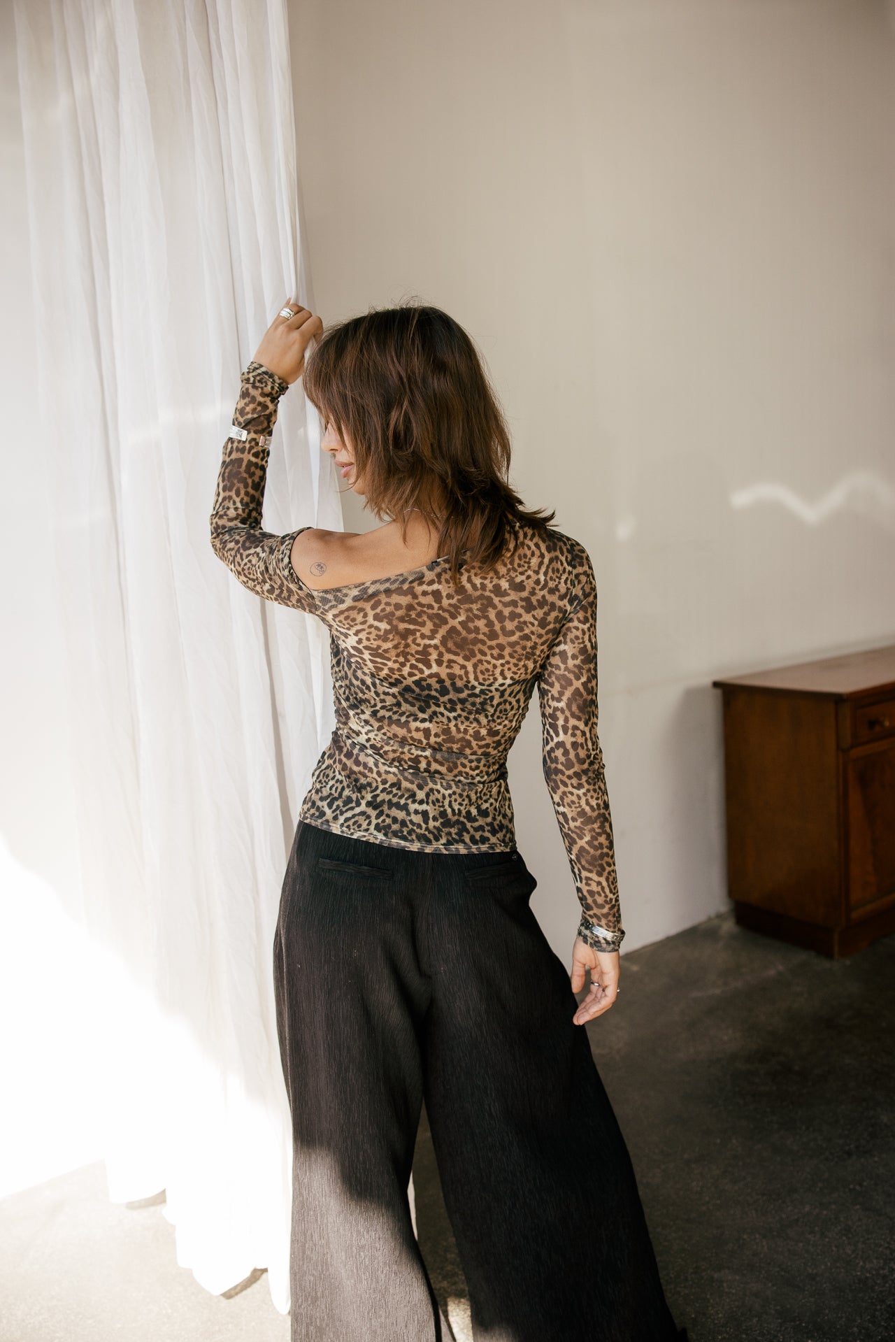 
              

Top à manches longues en tulle à imprimé Femme Tapiano Leopard original | Freeman T. Porter
            