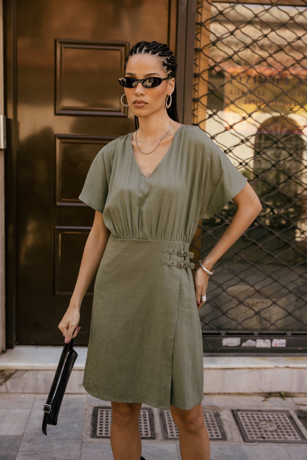   
            

Midi-Kleid mit V-Ausschnitt aus Leinen Damen Rushina Plain Linen kaki sauge | Freeman T. Porter
          