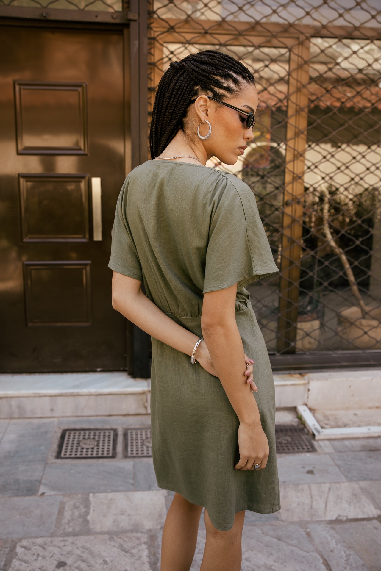 

Midi-Kleid mit V-Ausschnitt aus Leinen Damen Rushina Plain Linen kaki sauge | Freeman T. Porter