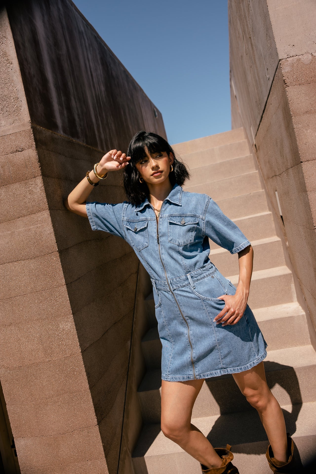   
            

Eng geschnittenes kurzes Kleid Damen Trishia Denim sparkly med | Freeman T. Porter
          