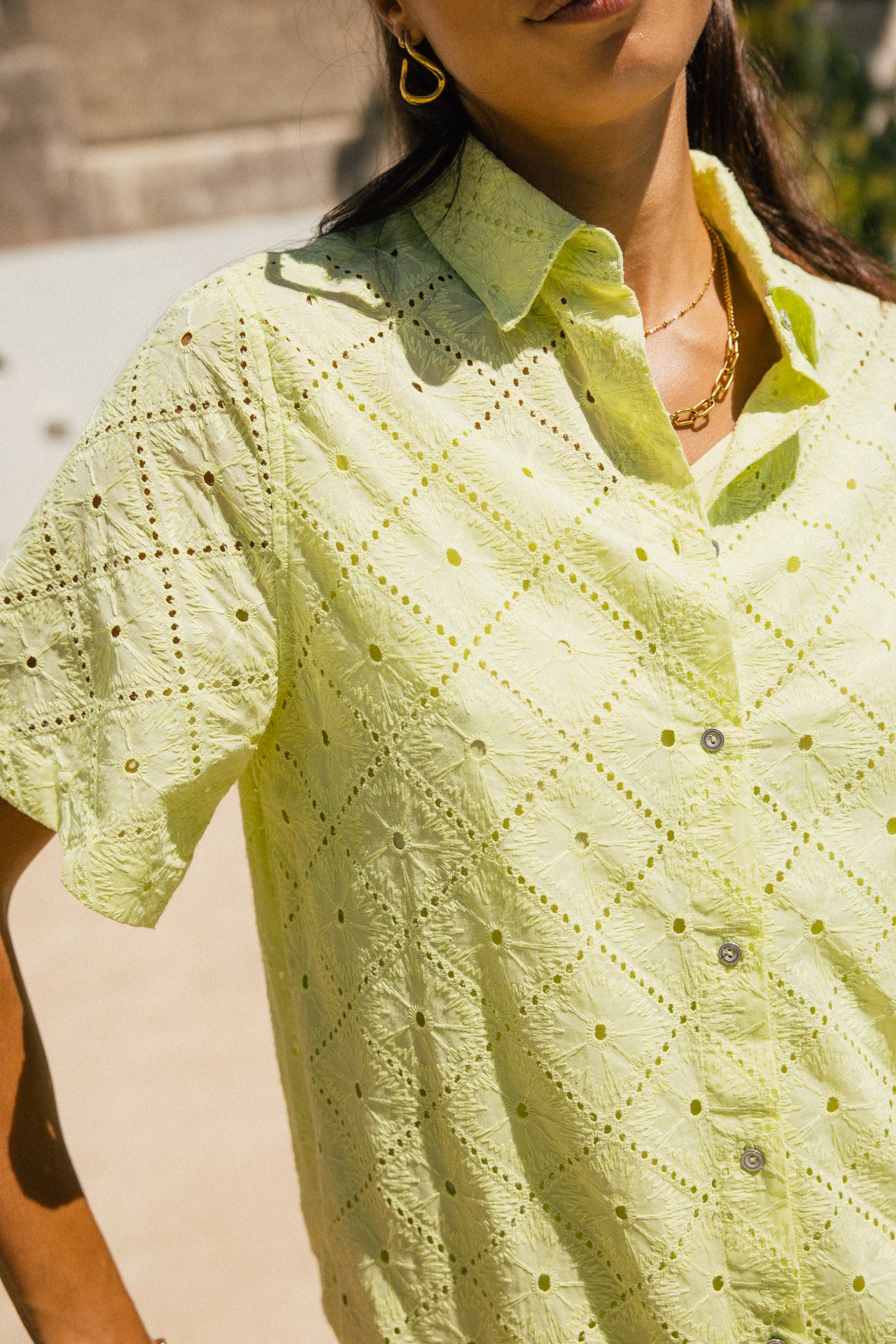 
              

Robe chemise courte à broderies  Femme Restia Beach Lace shadow line | Freeman T. Porter
            