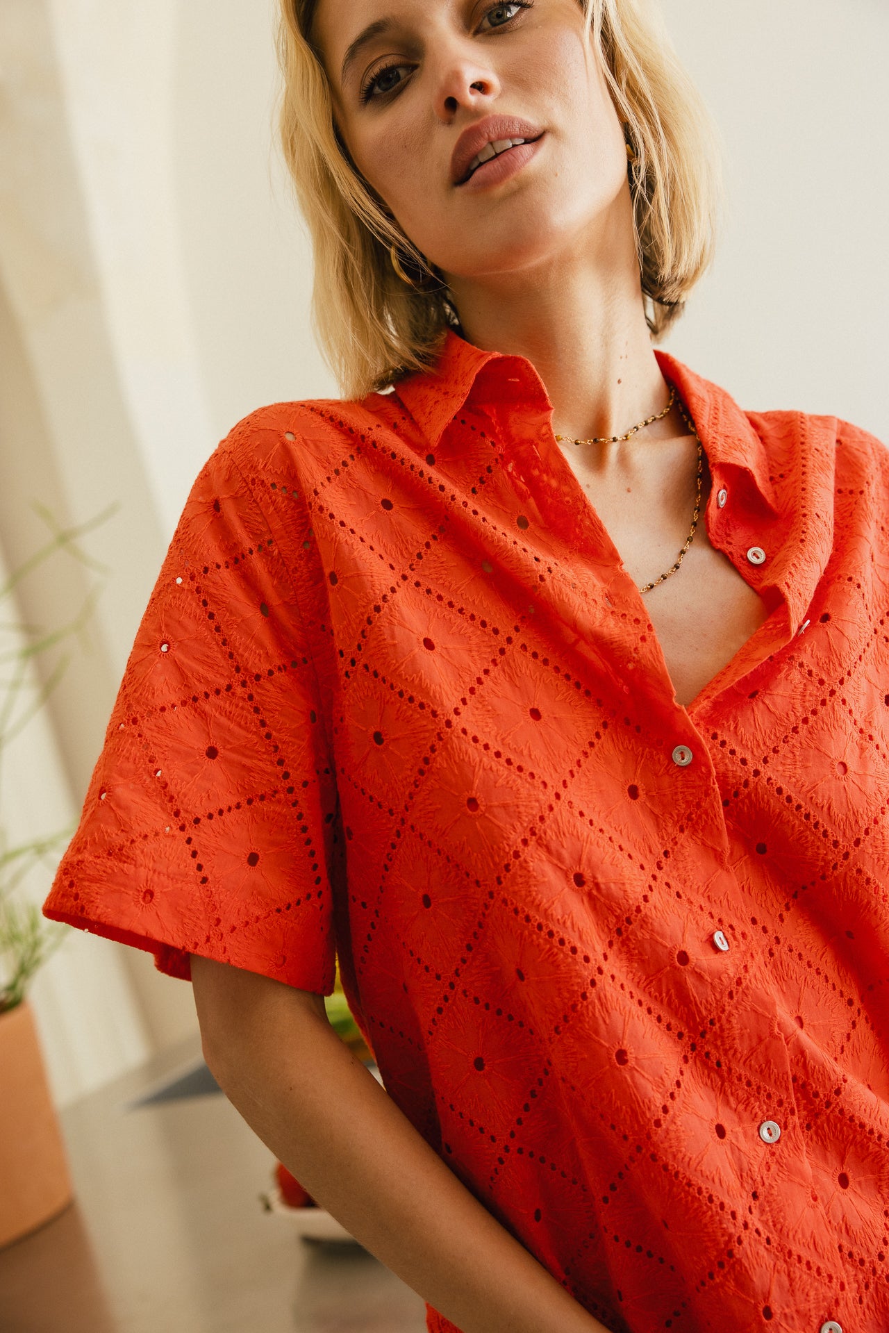 

Robe chemise courte à broderies  Femme Restia Beach Lace cayenne | Freeman T. Porter