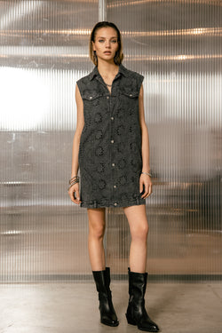 

Vestido corto de bordado inglés Mujer Gigina Embroidery carbon | Freeman T. Porter