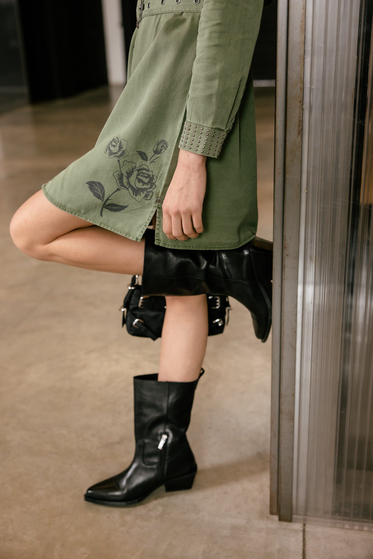 

Asymmetric shirt dress  Women Raveny Roses loden green | Freeman T. Porter