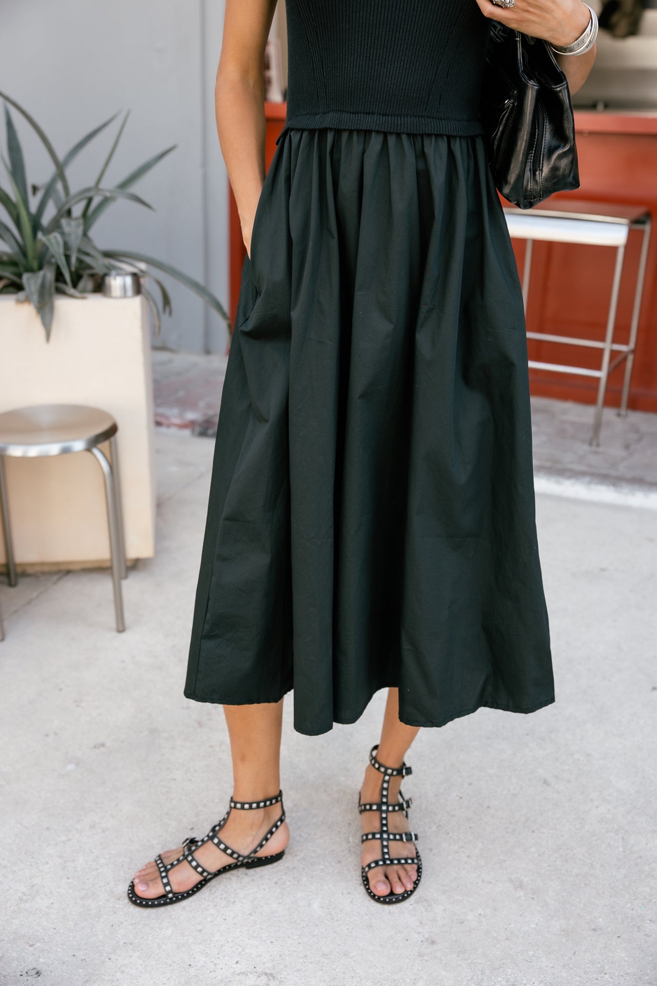 
              

Vestido bicolor Mujer Reen Plain black | Freeman T. Porter
            