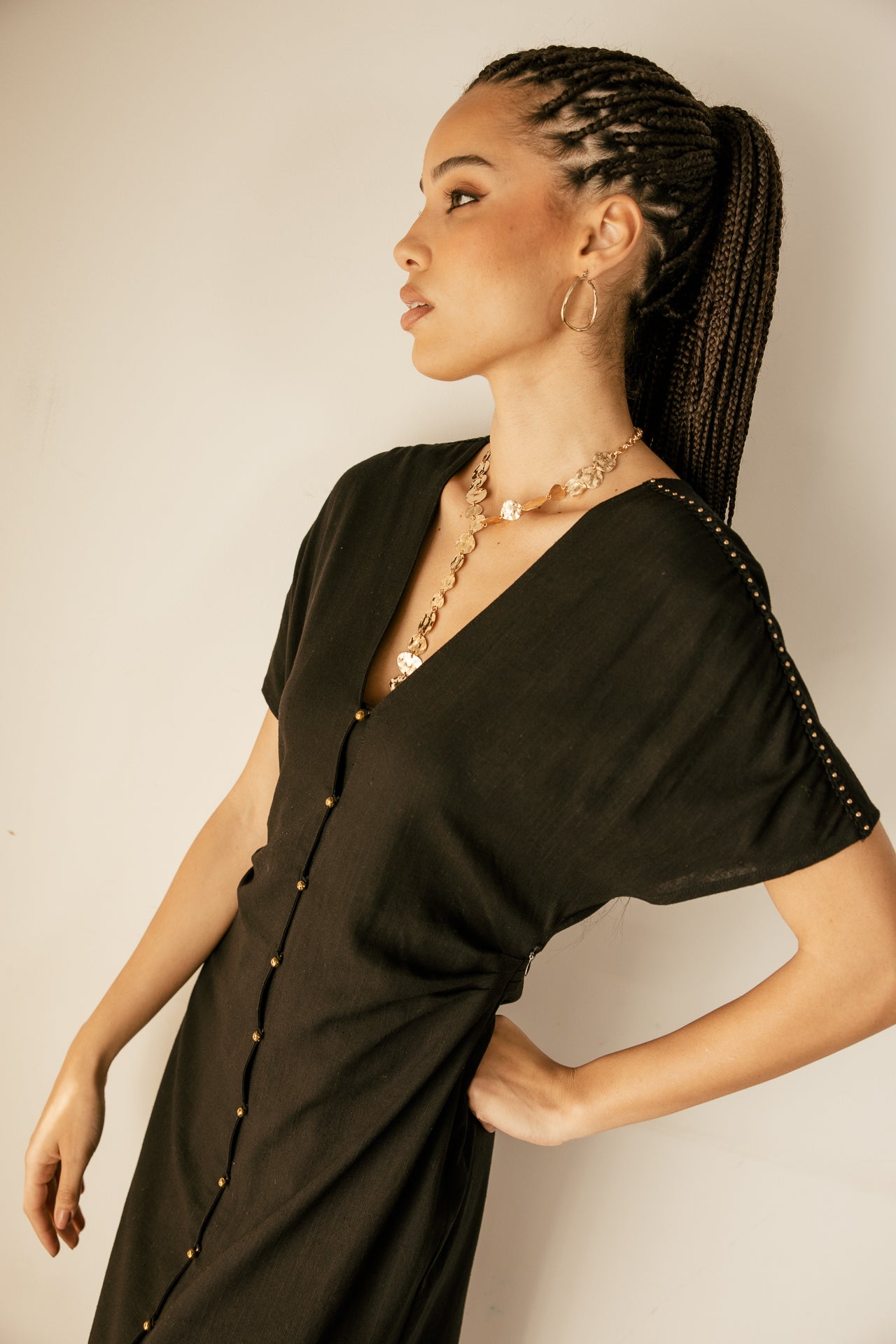 

Langes Kleid mit V-Ausschnitt aus Leinen Damen Rizoe Lin black | Freeman T. Porter