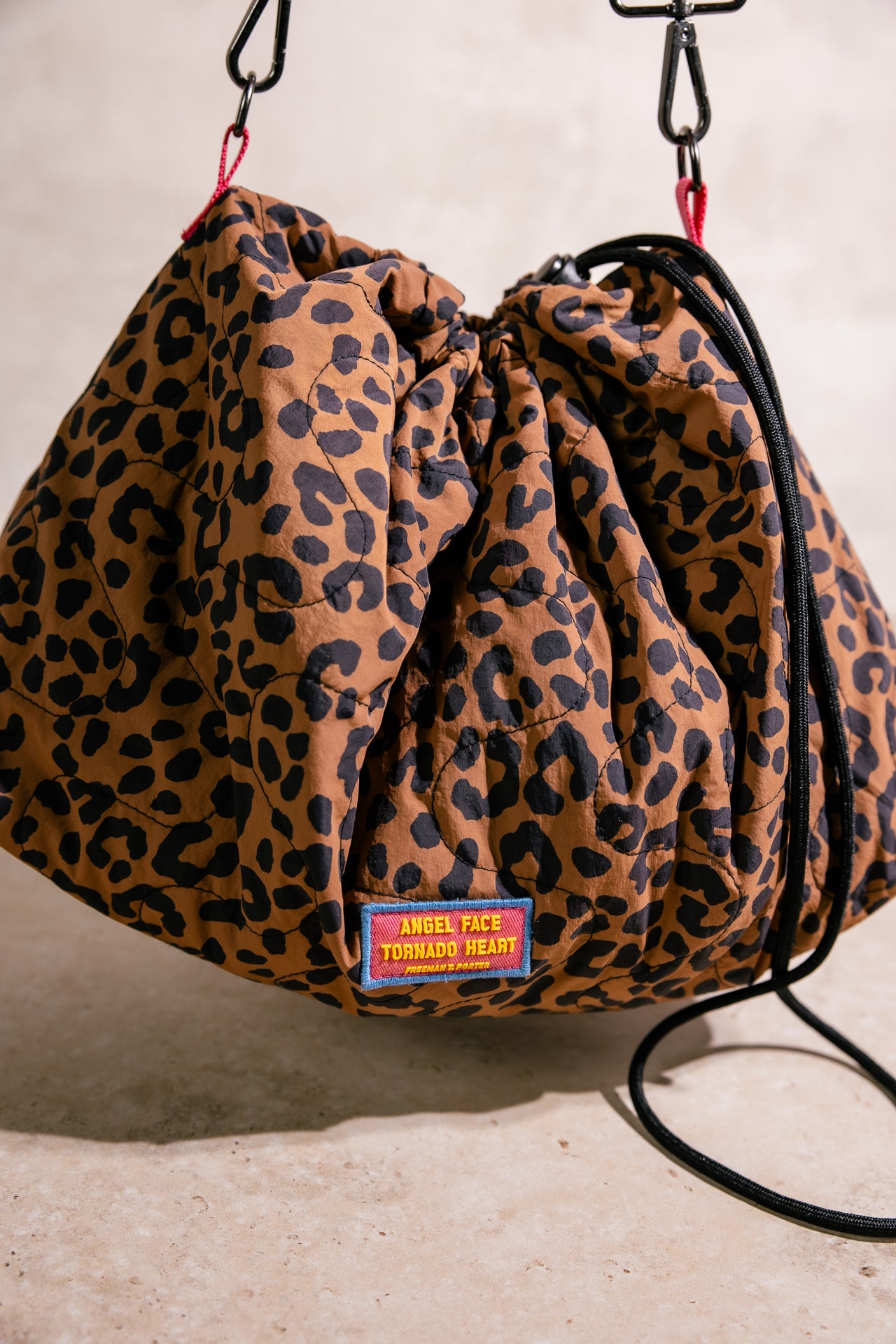 

Sac seau Femme Kiki Leo Nylon leo | Freeman T. Porter