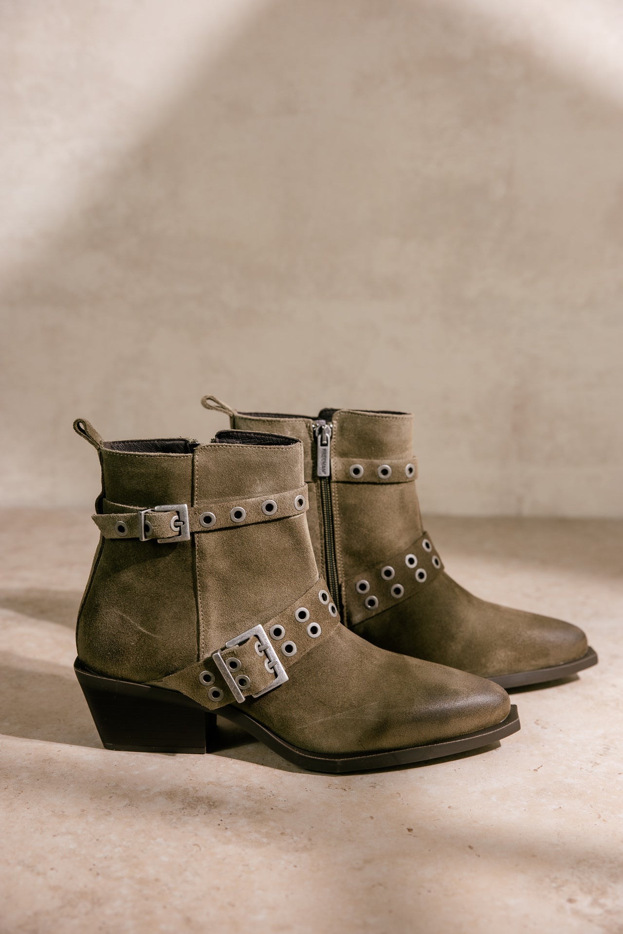 

Boots Women Sady Suede truffle | Freeman T. Porter