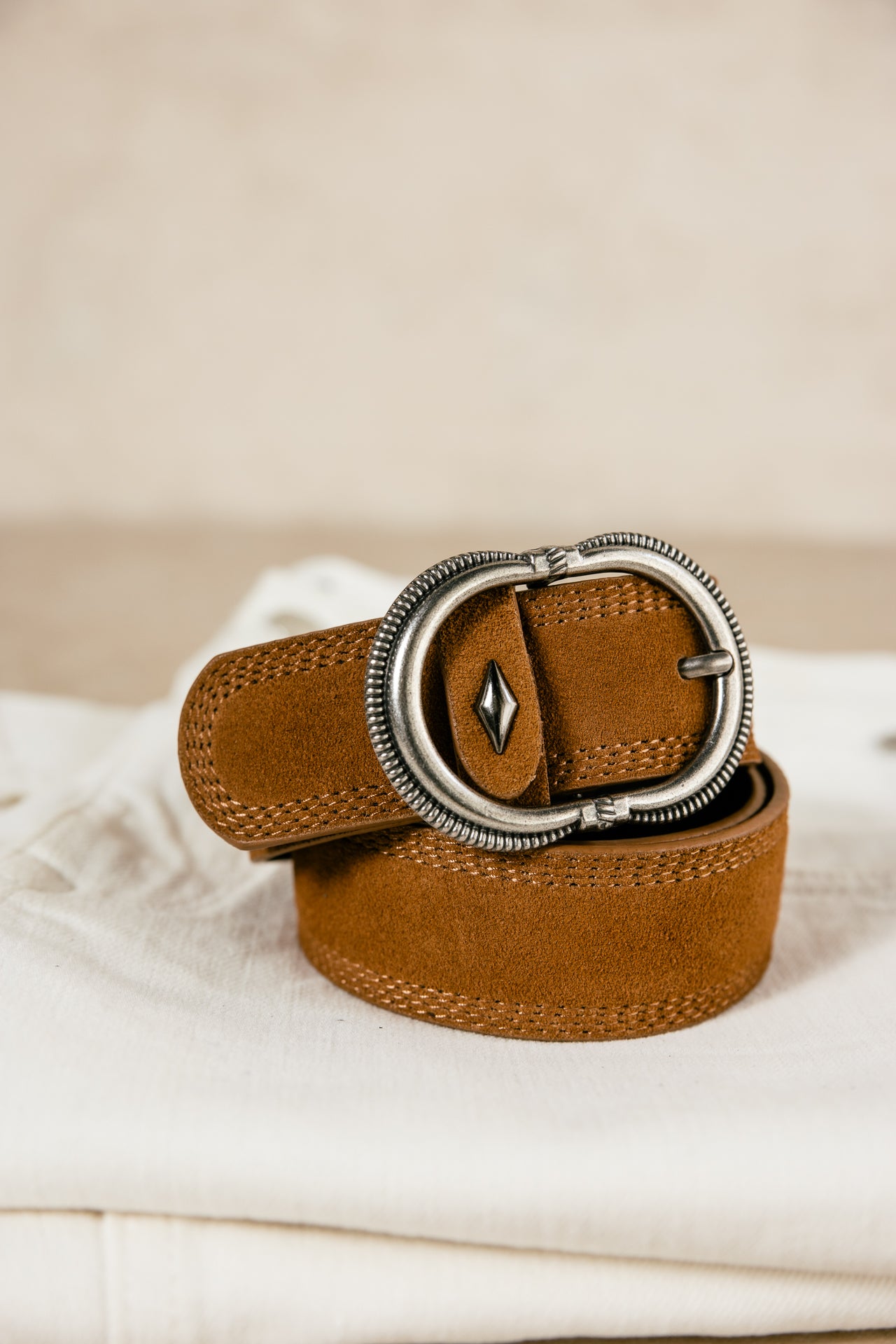 
              

Ceinture en suède Femme Kalita cappuccino | Freeman T. Porter
            