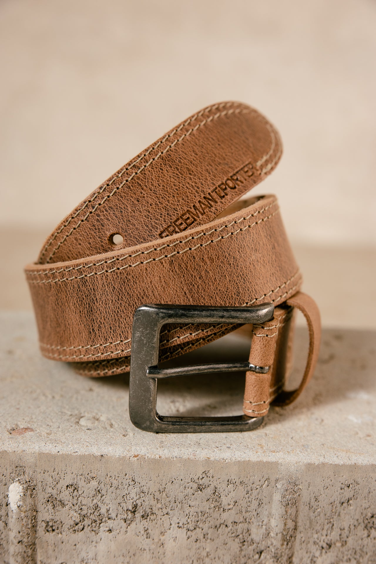 
              

Ledergürtel Herren Claudius tobacco | Freeman T. Porter
            