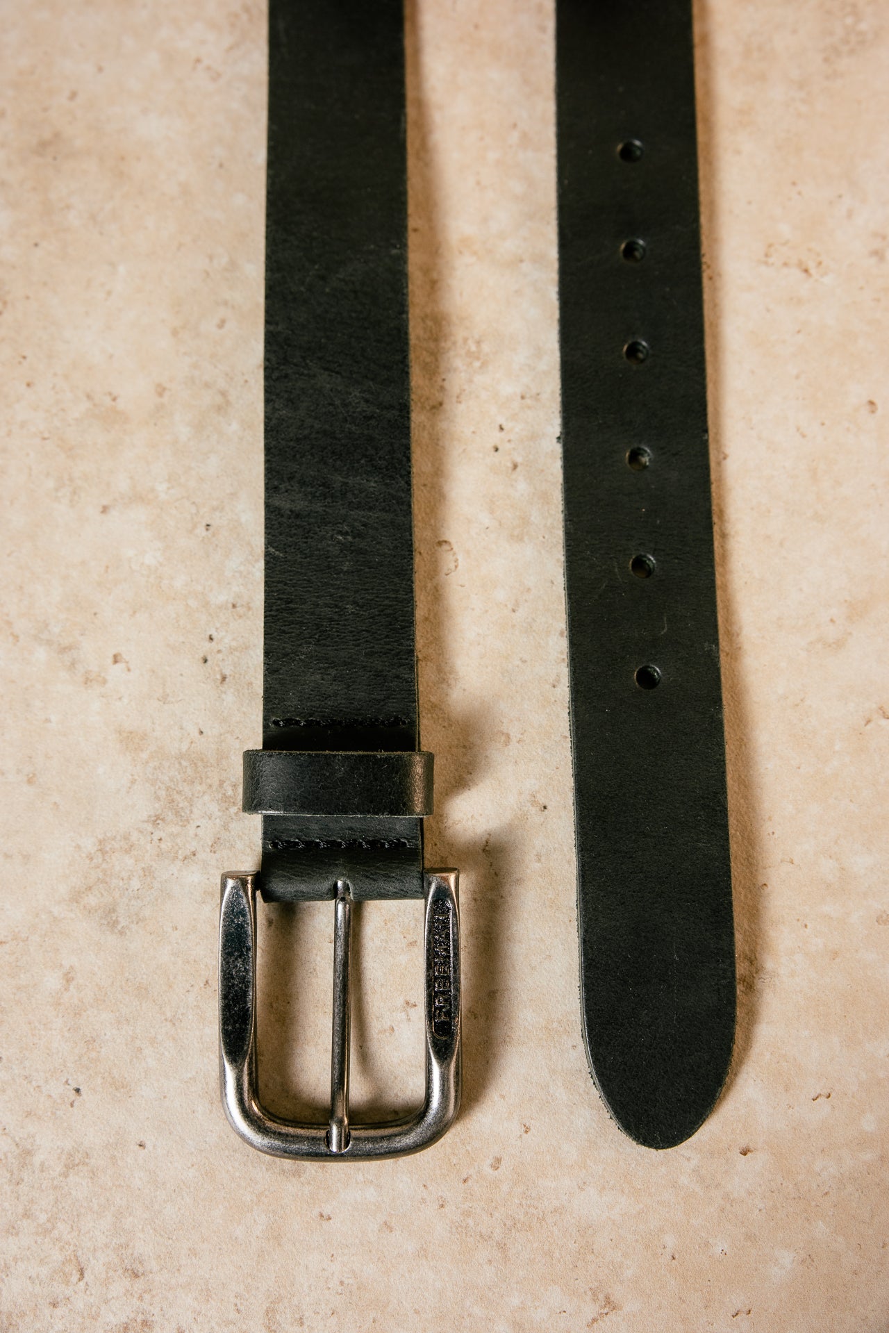 
              

Ledergürtel Herren Tiberius black | Freeman T. Porter
            