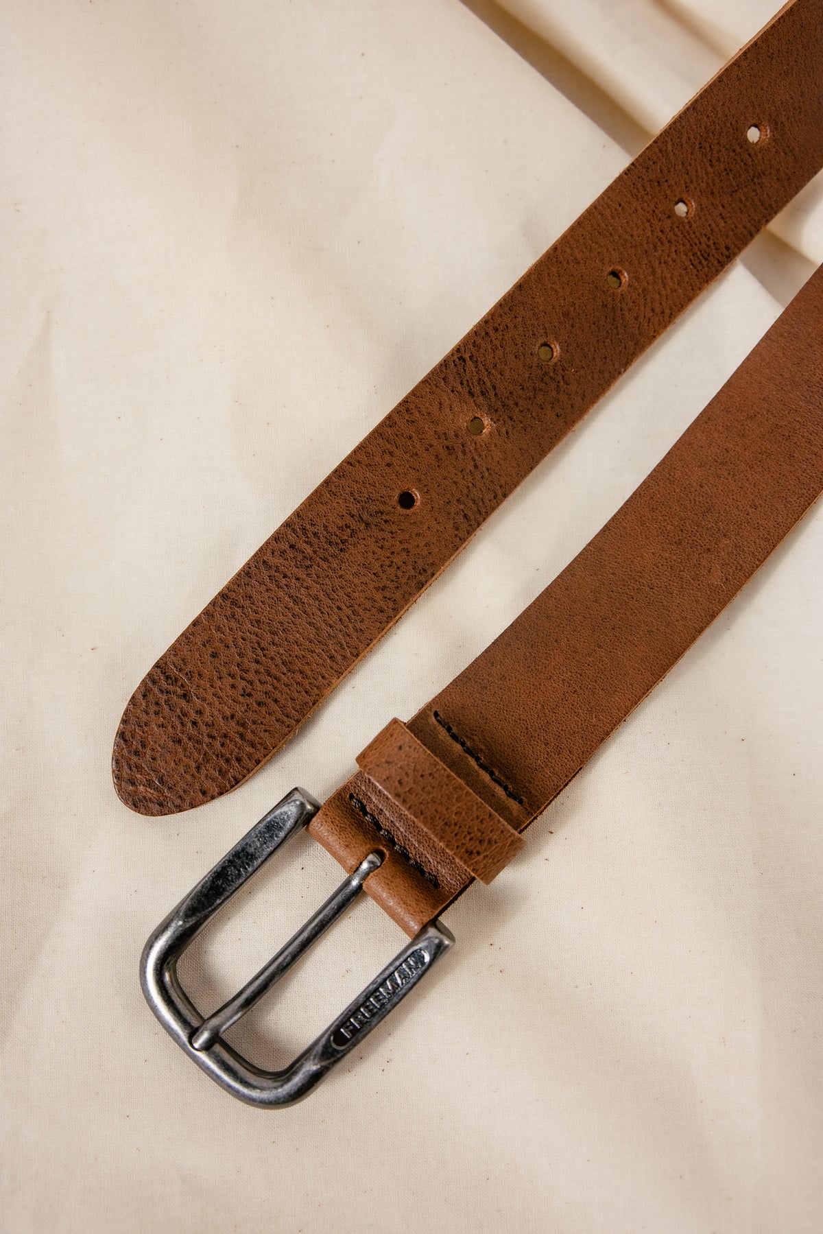 
              

Ceinture en cuir Homme Tiberius tan | Freeman T. Porter
            