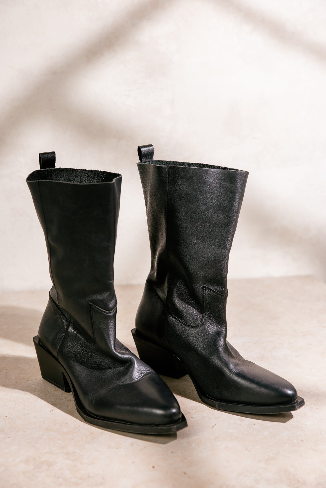   
            

Bottes Femme Lootie black | Freeman T. Porter
          